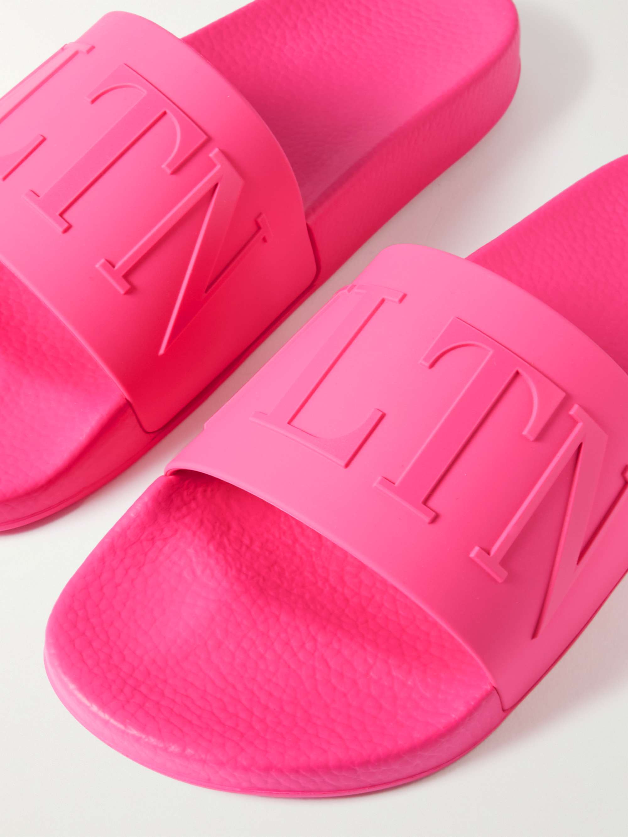 VALENTINO GARAVANI Valentino Garavani Logo-Embossed Rubber Slides