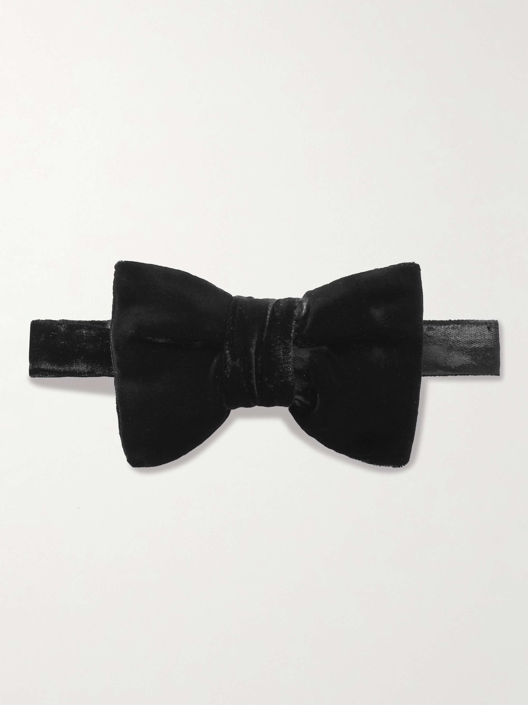 TOM FORD Pre-Tied Velvet Bow Tie for Men | MR PORTER