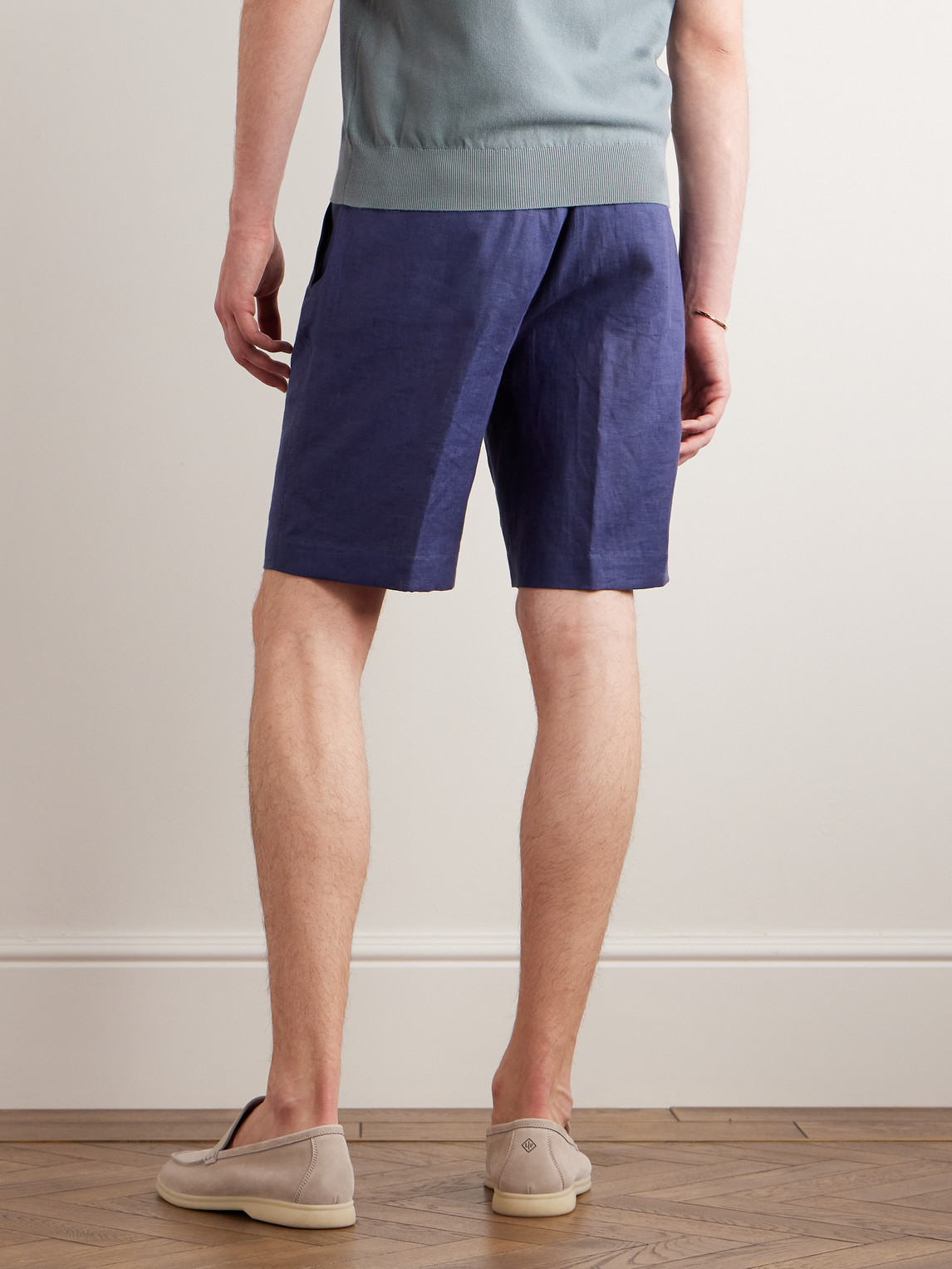 Shop Loro Piana Straight-leg Linen Drawstring Bermuda Shorts In Blue