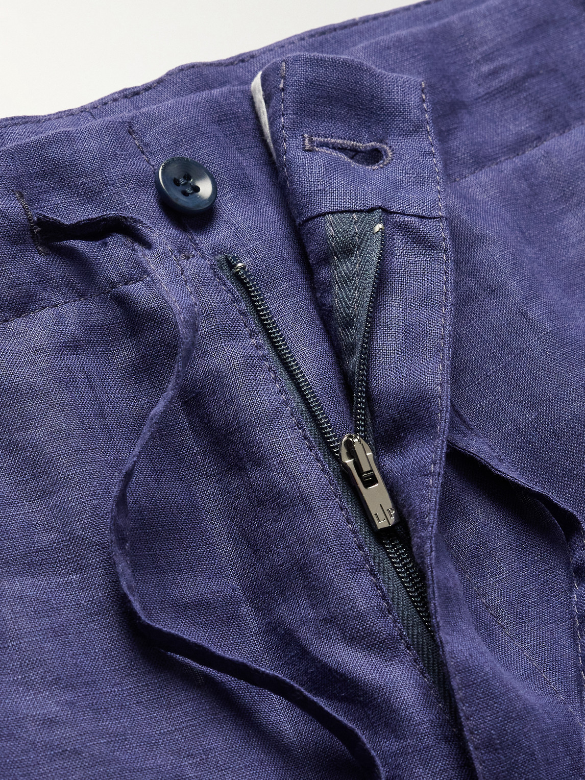 Shop Loro Piana Straight-leg Linen Drawstring Bermuda Shorts In Blue