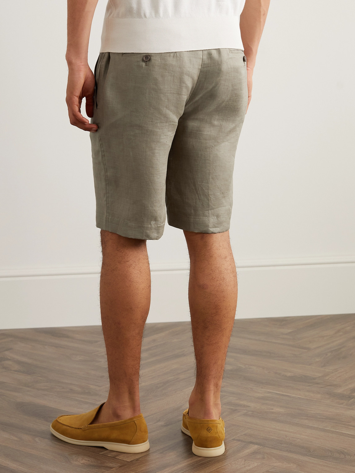 Shop Loro Piana Straight-leg Linen Drawstring Bermuda Shorts In Green