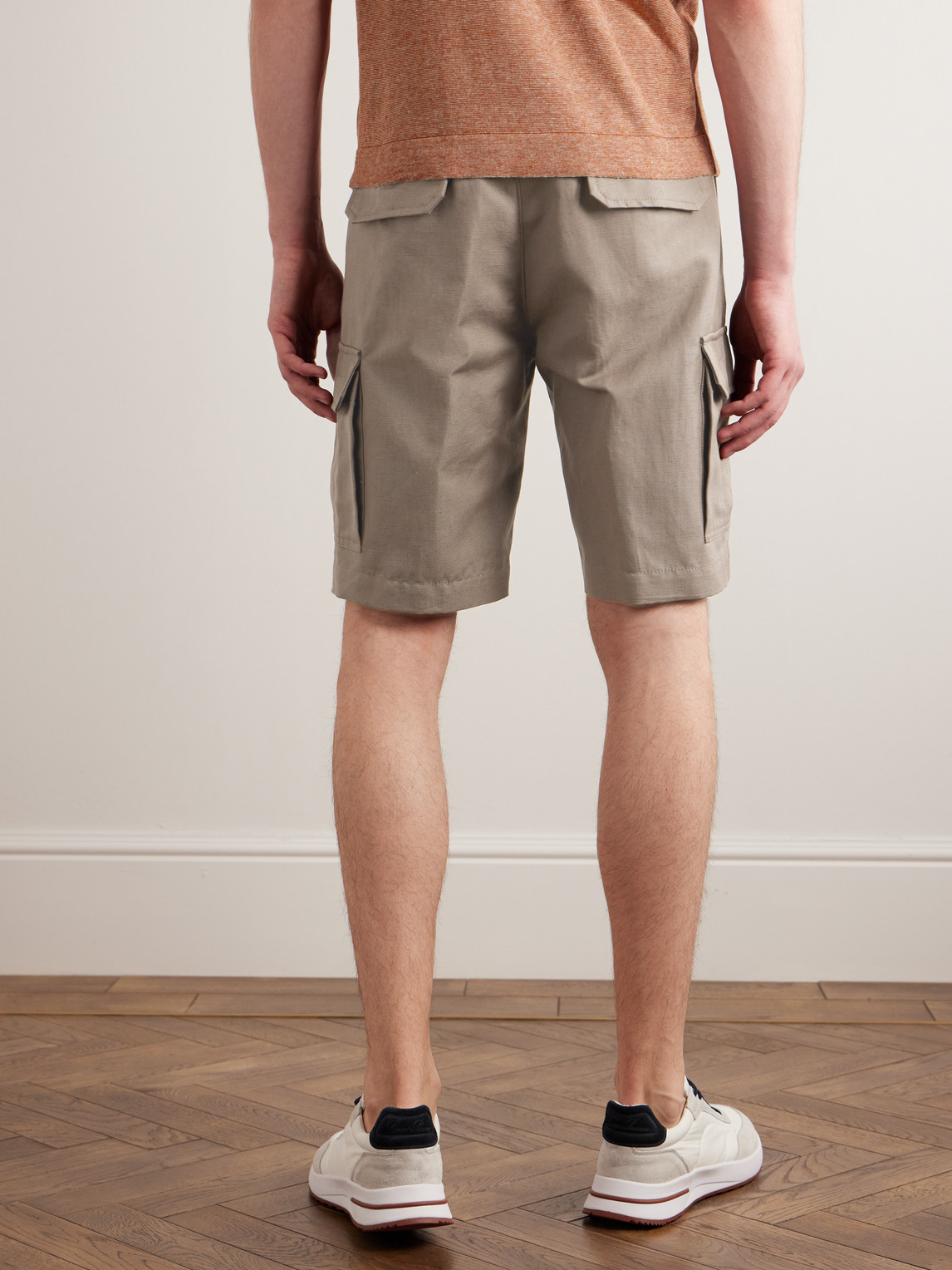 Shop Loro Piana Straight-leg Cotton And Linen-blend Cargo Shorts In Brown