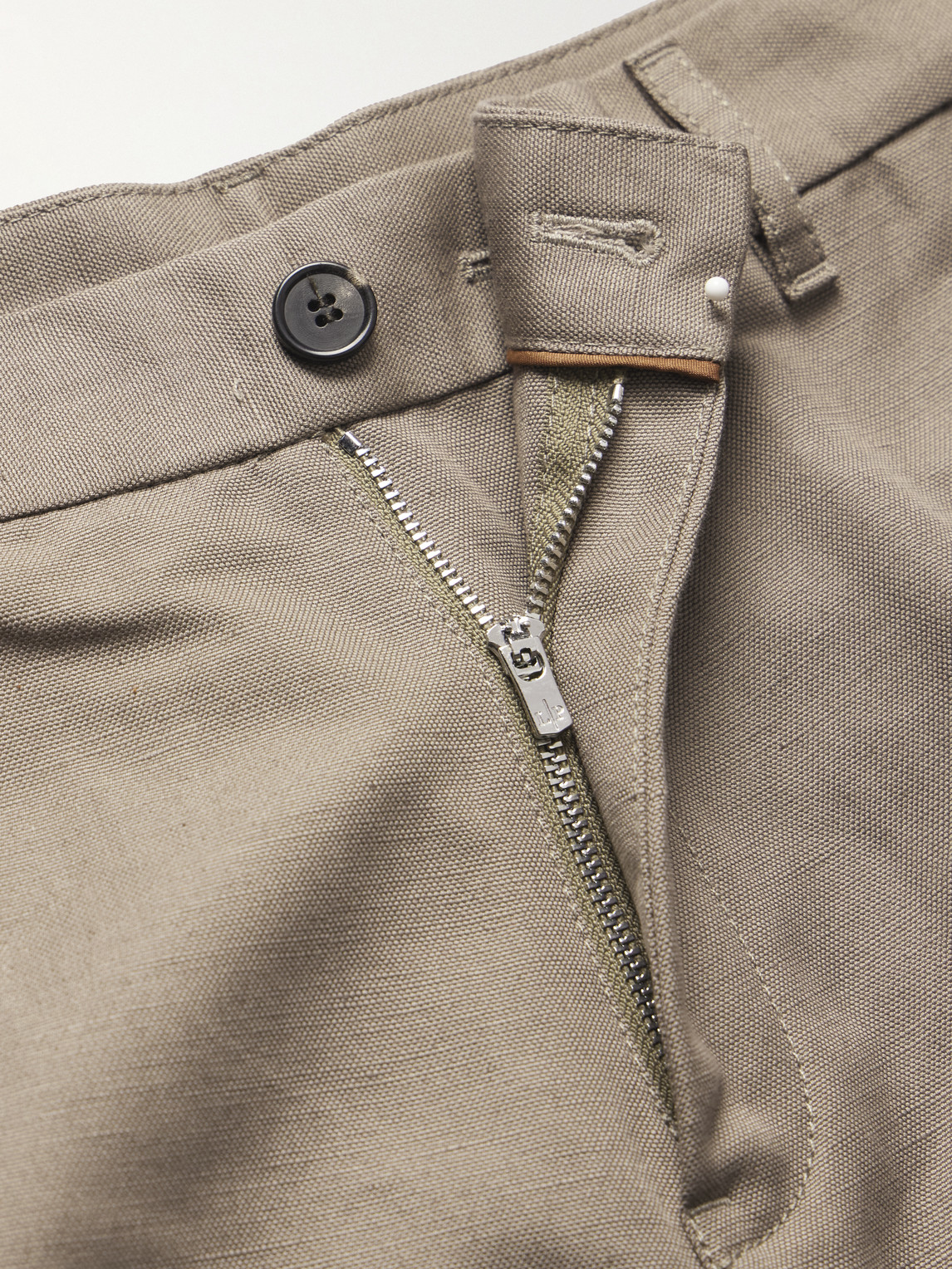 Shop Loro Piana Straight-leg Cotton And Linen-blend Cargo Shorts In Brown