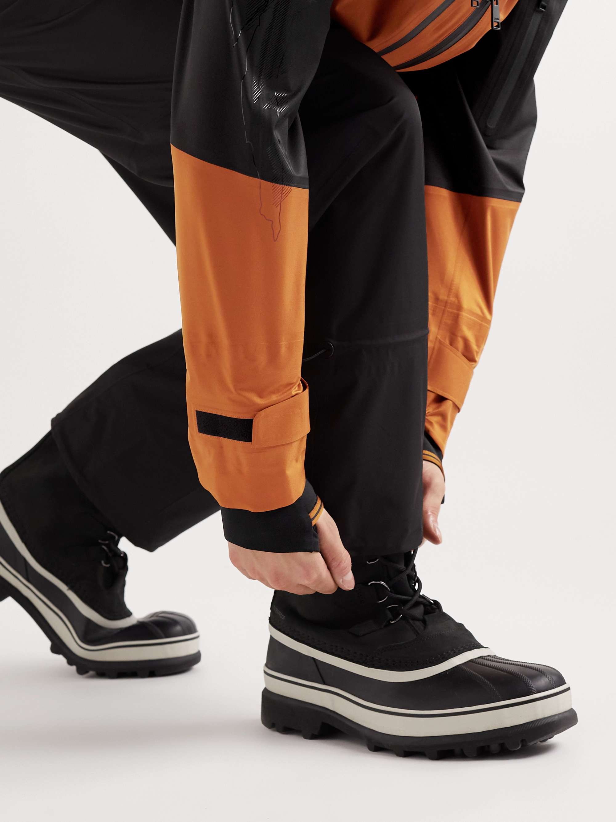ZEGNA Panelled Hooded Ski Jacket