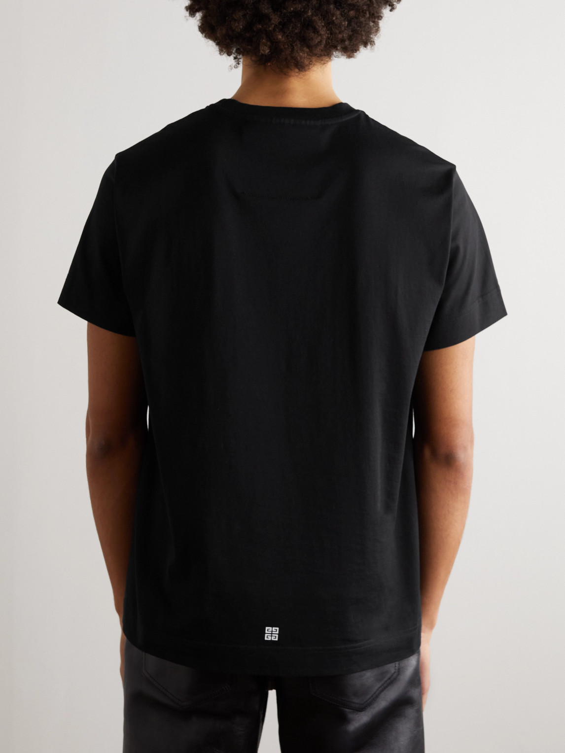 Givenchy Classic Fit Cotton Logo Graphic Tee In Black | ModeSens
