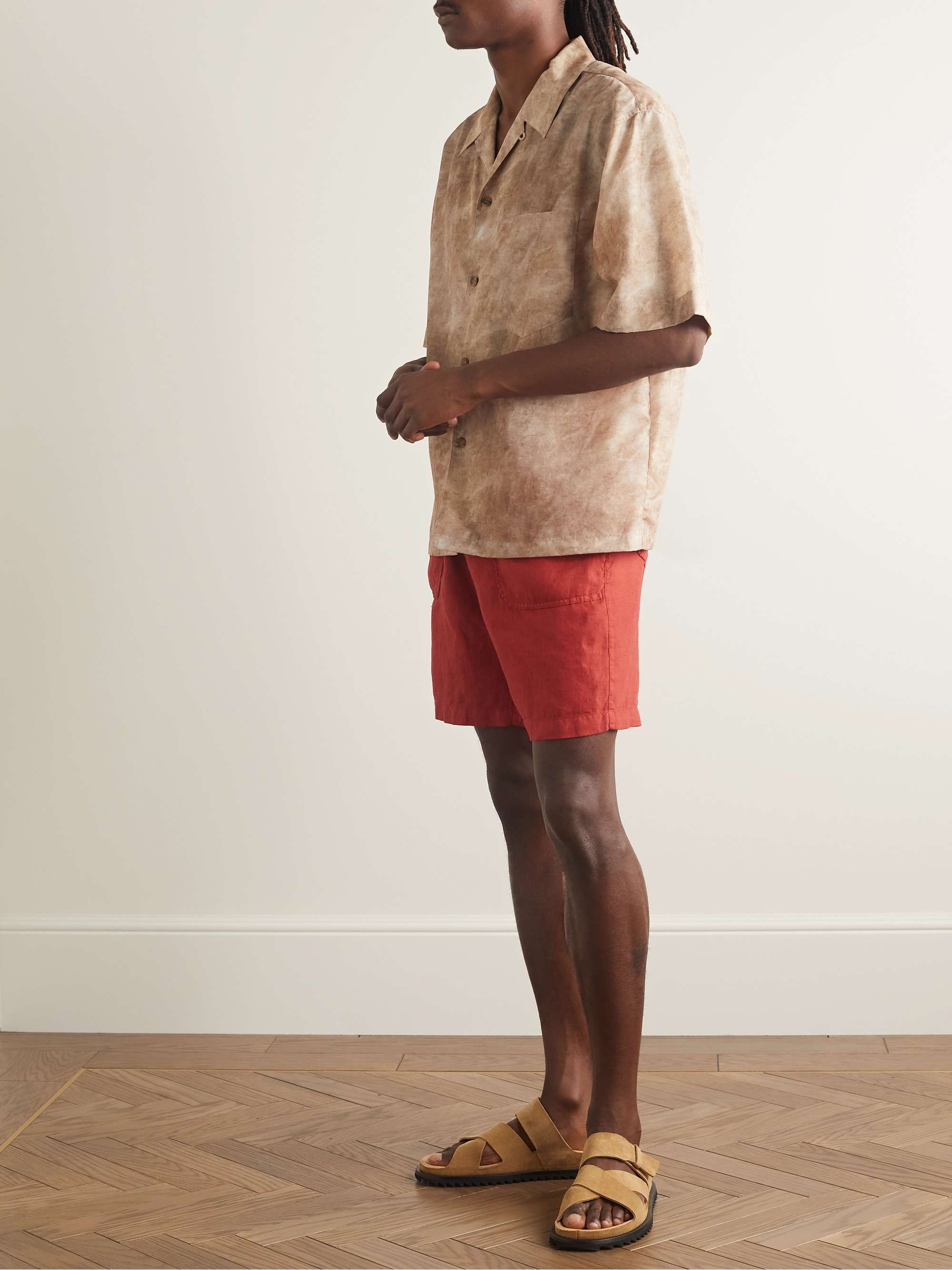 ALTEA Fatigue Straight-Leg Linen Bermuda Shorts