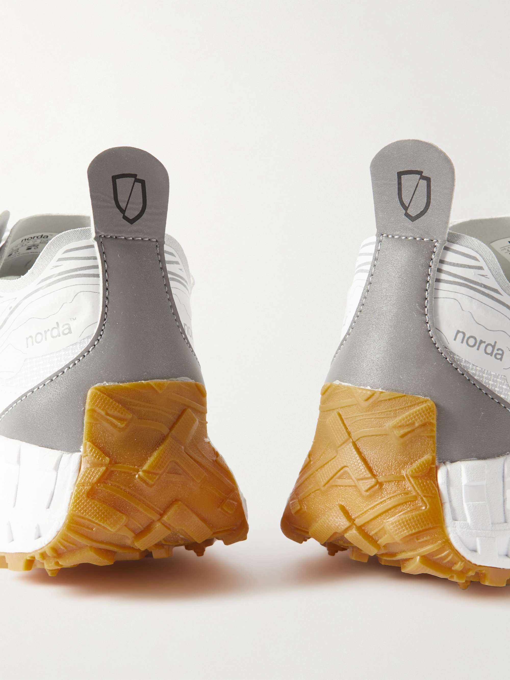NORDA 001 Mesh Running Sneakers