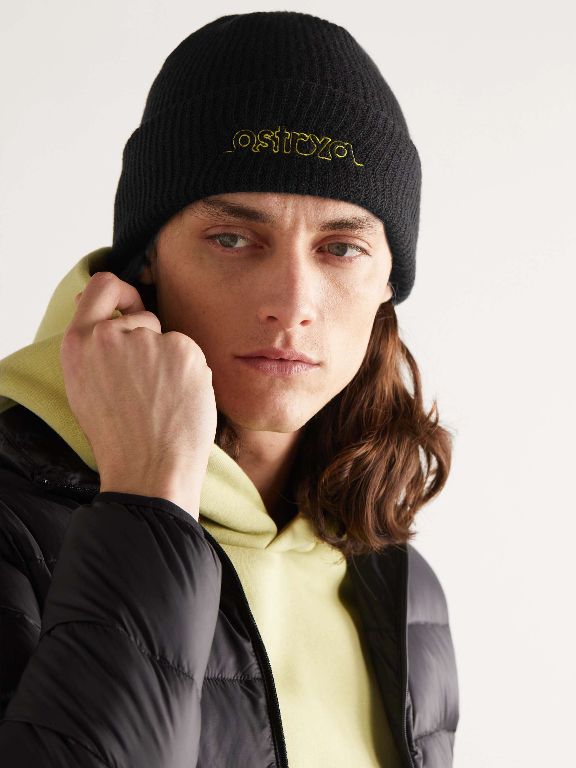 OSTRYA Logo-Embroidered Ribbed Recycled-Cashmere Blend Beanie