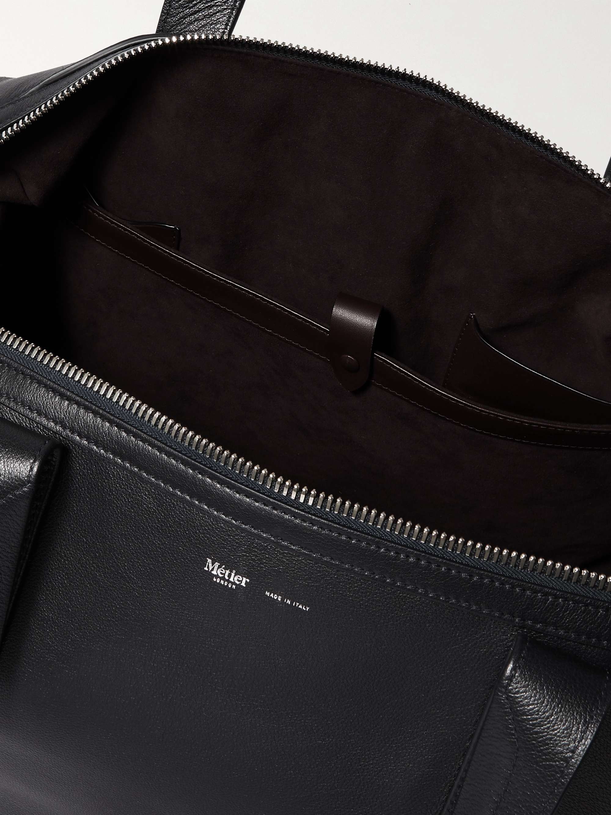 MÉTIER Nomad Full-Grain Leather Holdall