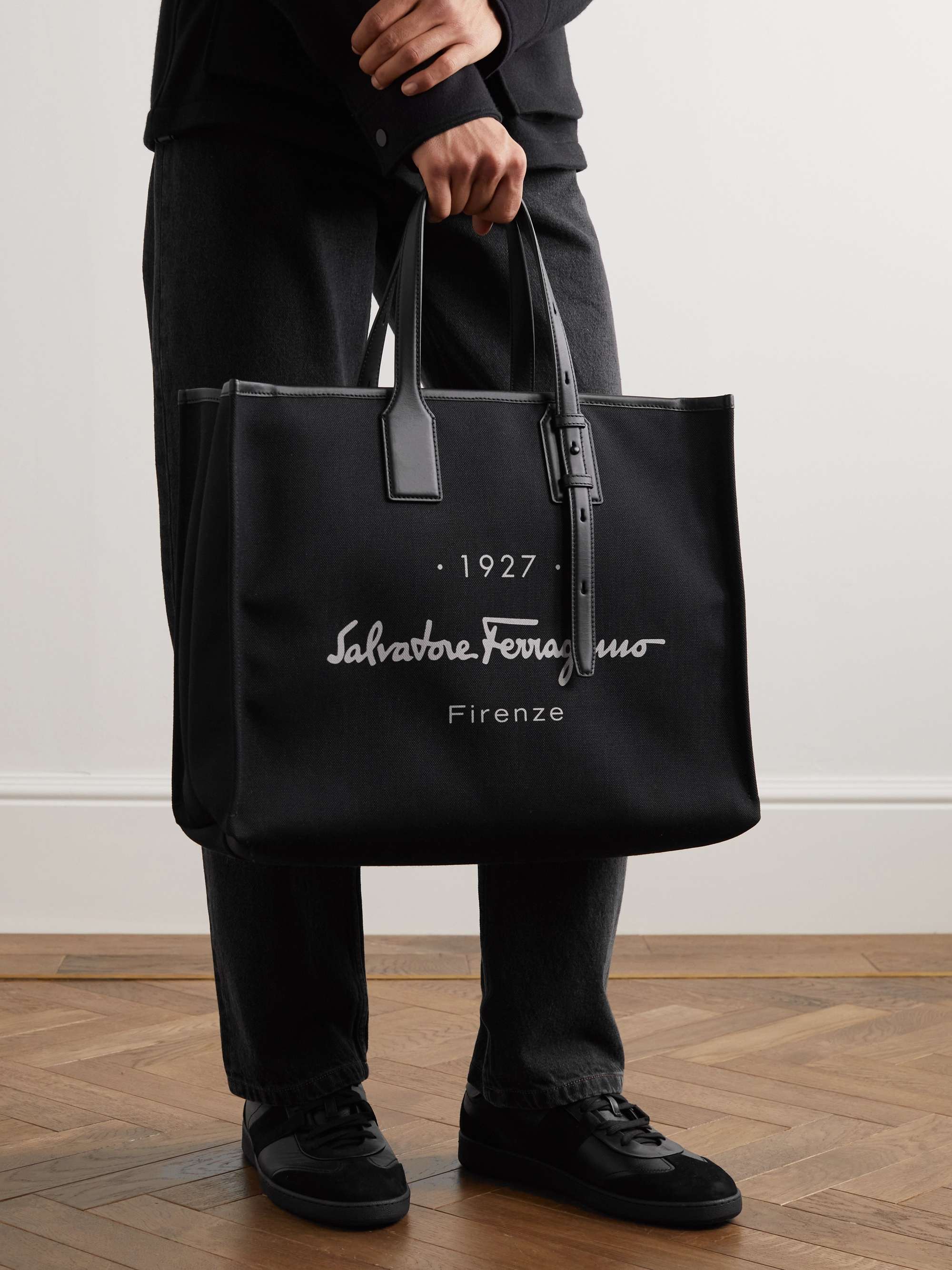フェラガモ 1927トートバッグ ハンドバッグ ロゴ レザー ホワイト 純正