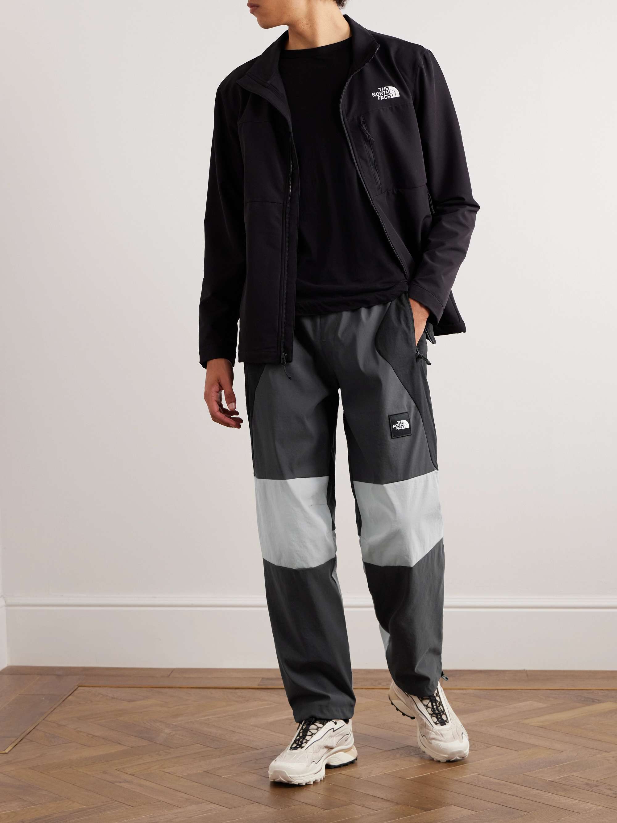 THE NORTH FACE 