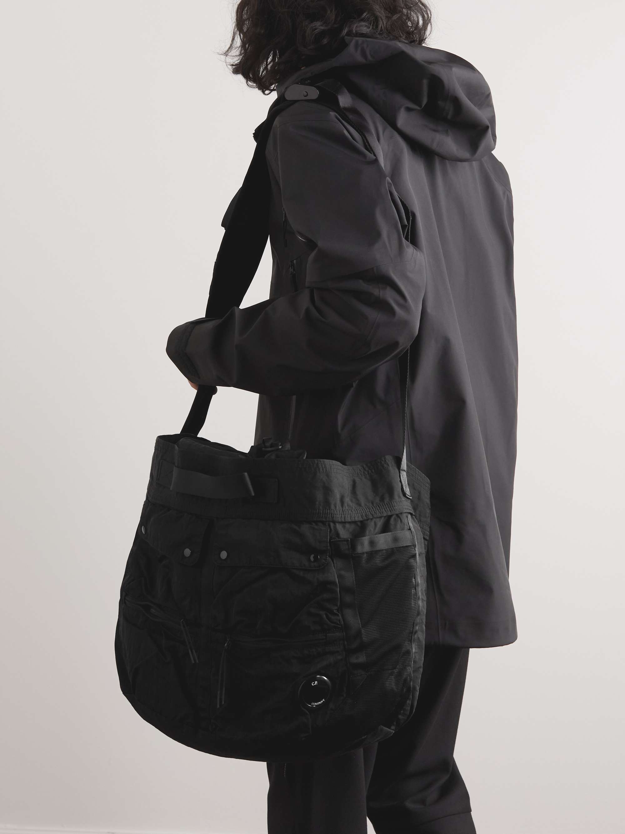 C.P. COMPANY Shell Messenger Bag