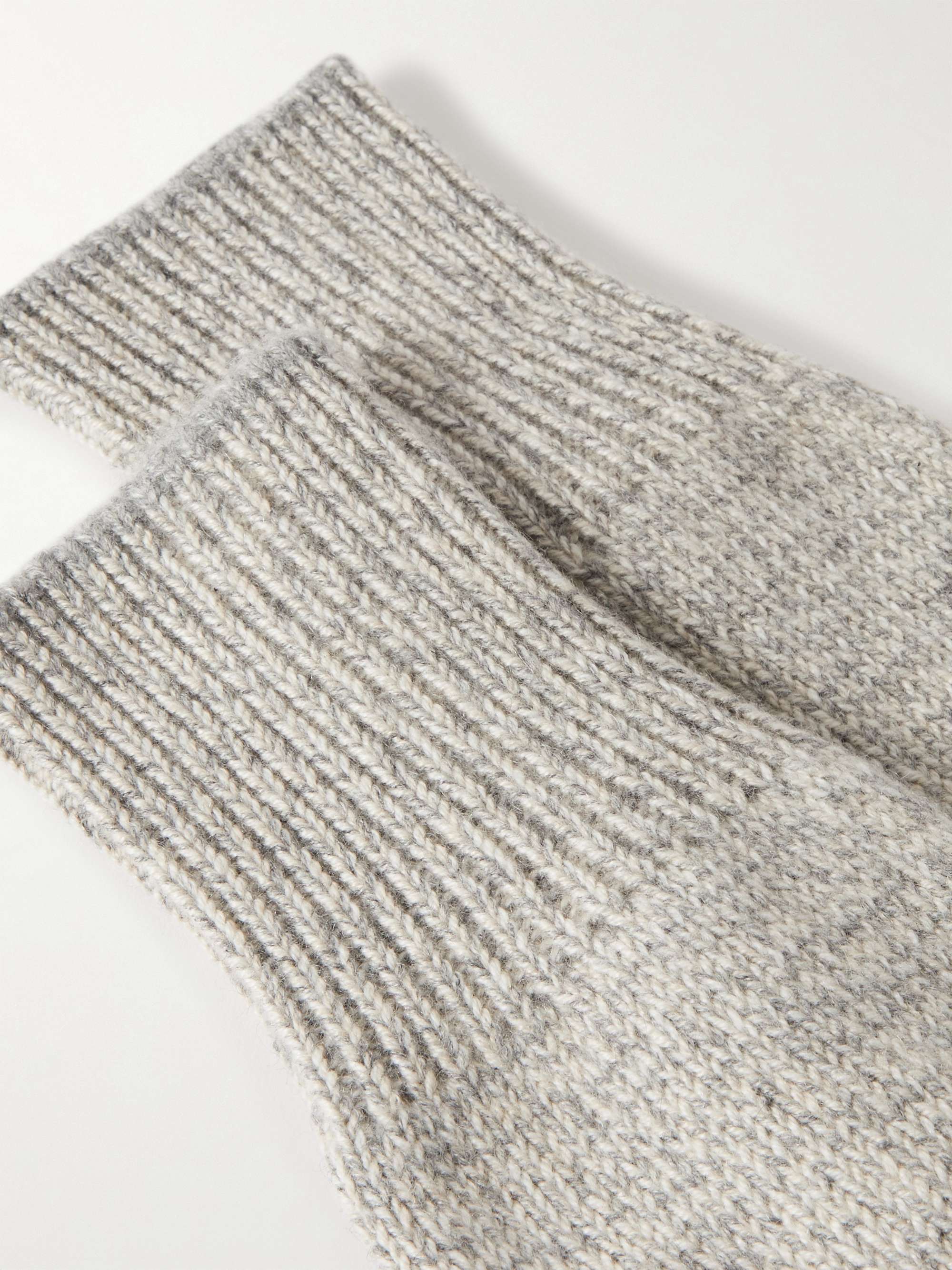 BRUNELLO CUCINELLI Contrast-Tipped Cashmere Gloves