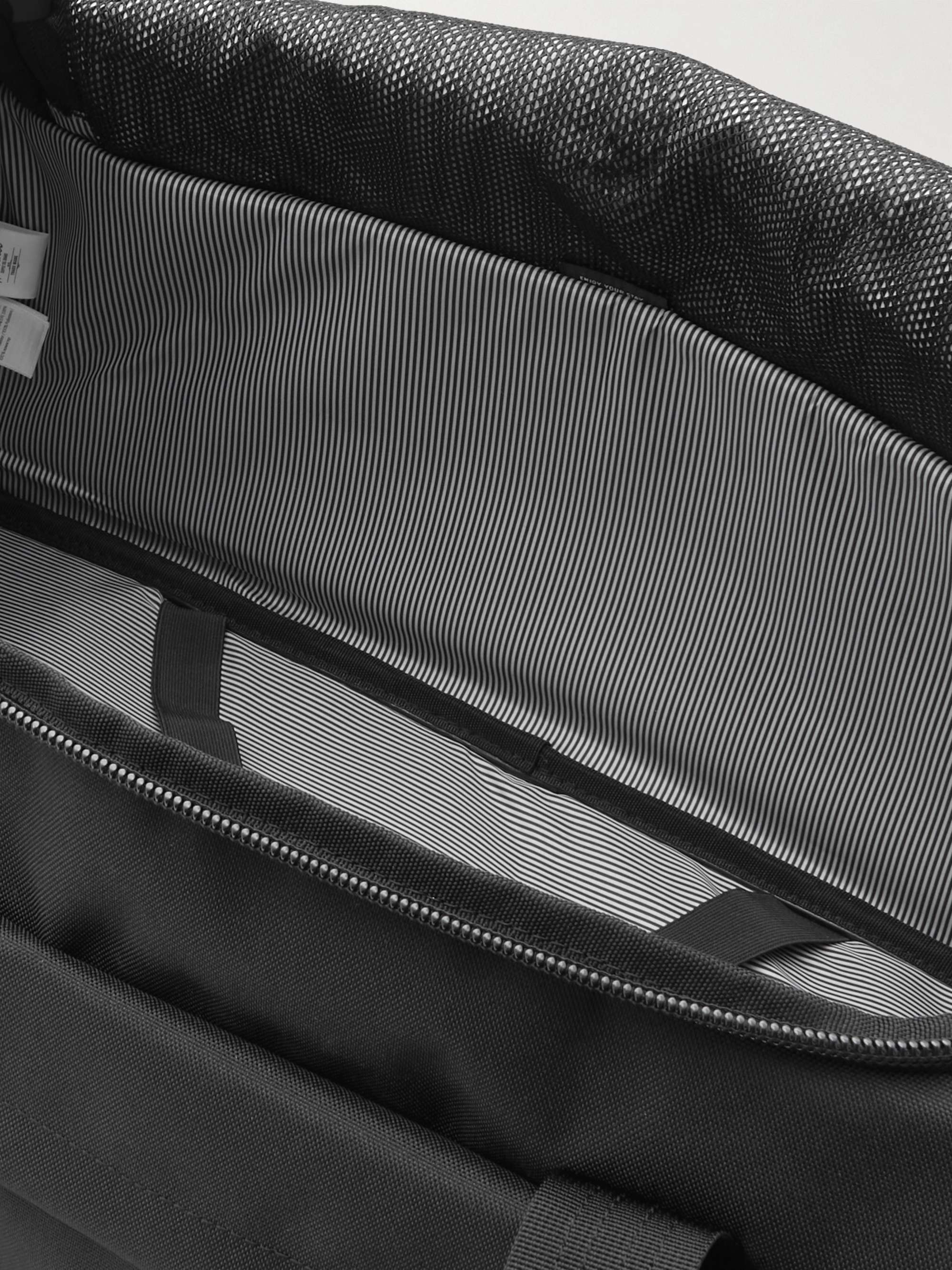 HERSCHEL SUPPLY CO. Outfitter Convertible Canvas Weekend Bag