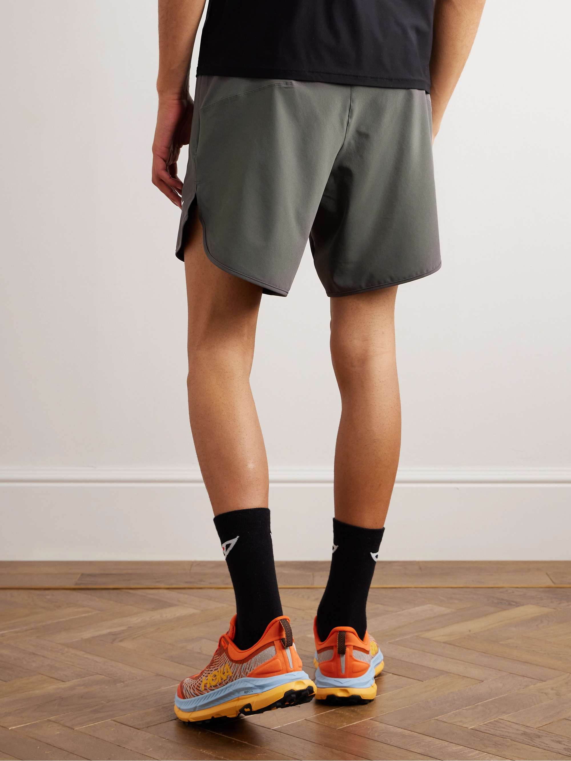DISTRICT VISION Virasana 7" Slim-Fit Stretch-Shell Shorts
