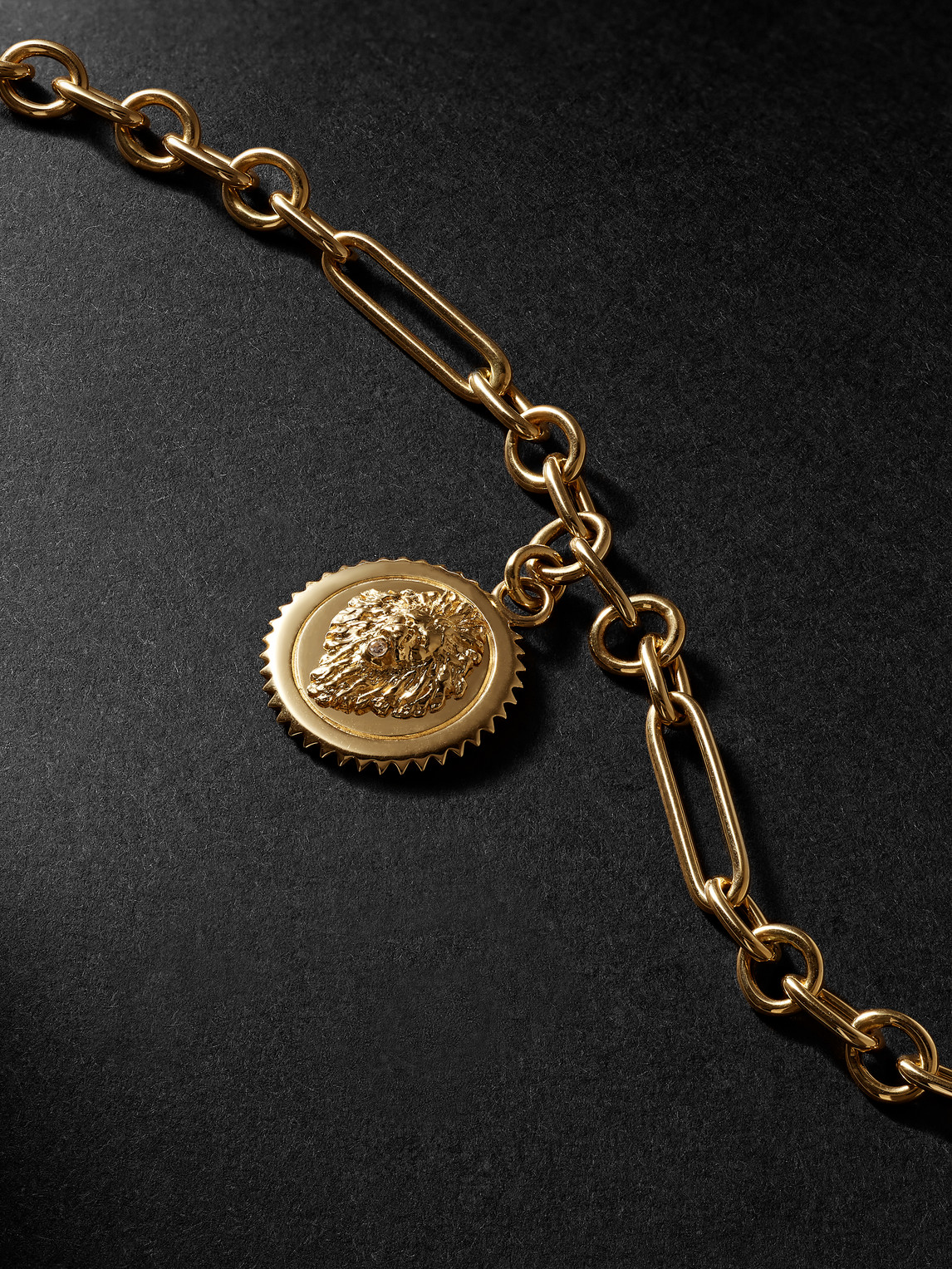 Shop Foundrae Mixed Clip Strength Gold Diamond Pendant Bracelet