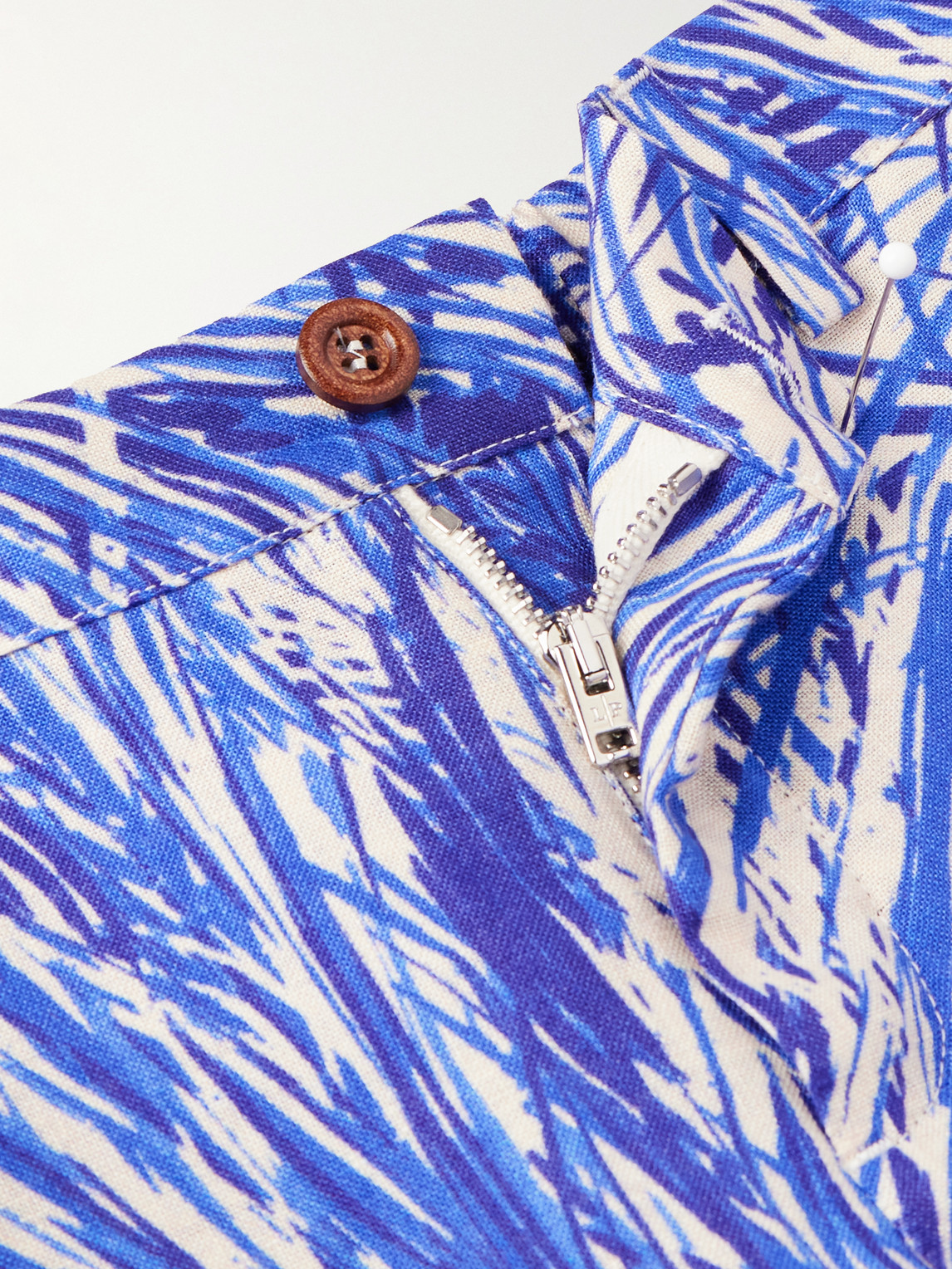 Loro Piana Loris Printed Linen Shorts In Blue