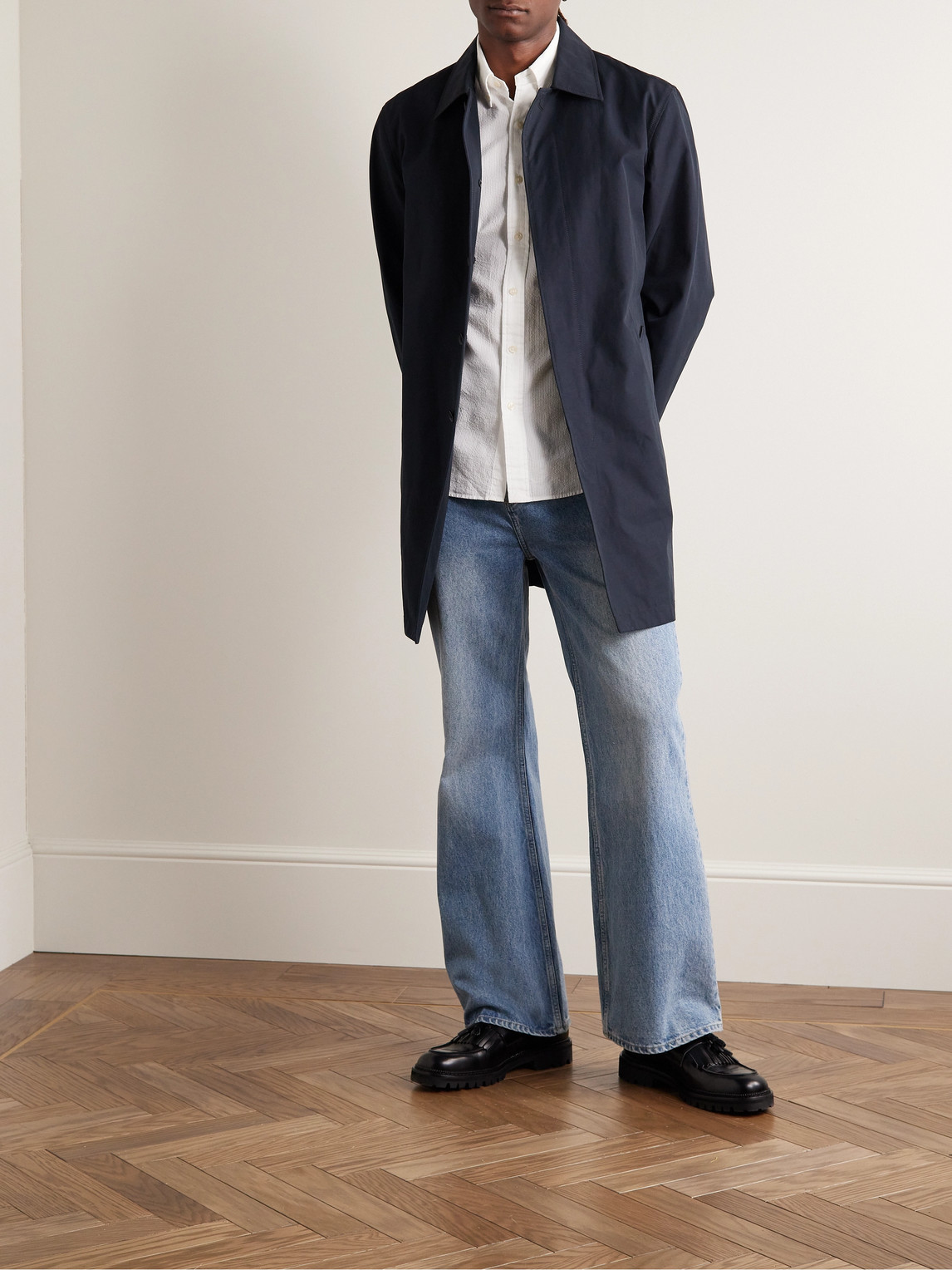 Button-Down Collar Cotton-Seersucker Shirt — 2