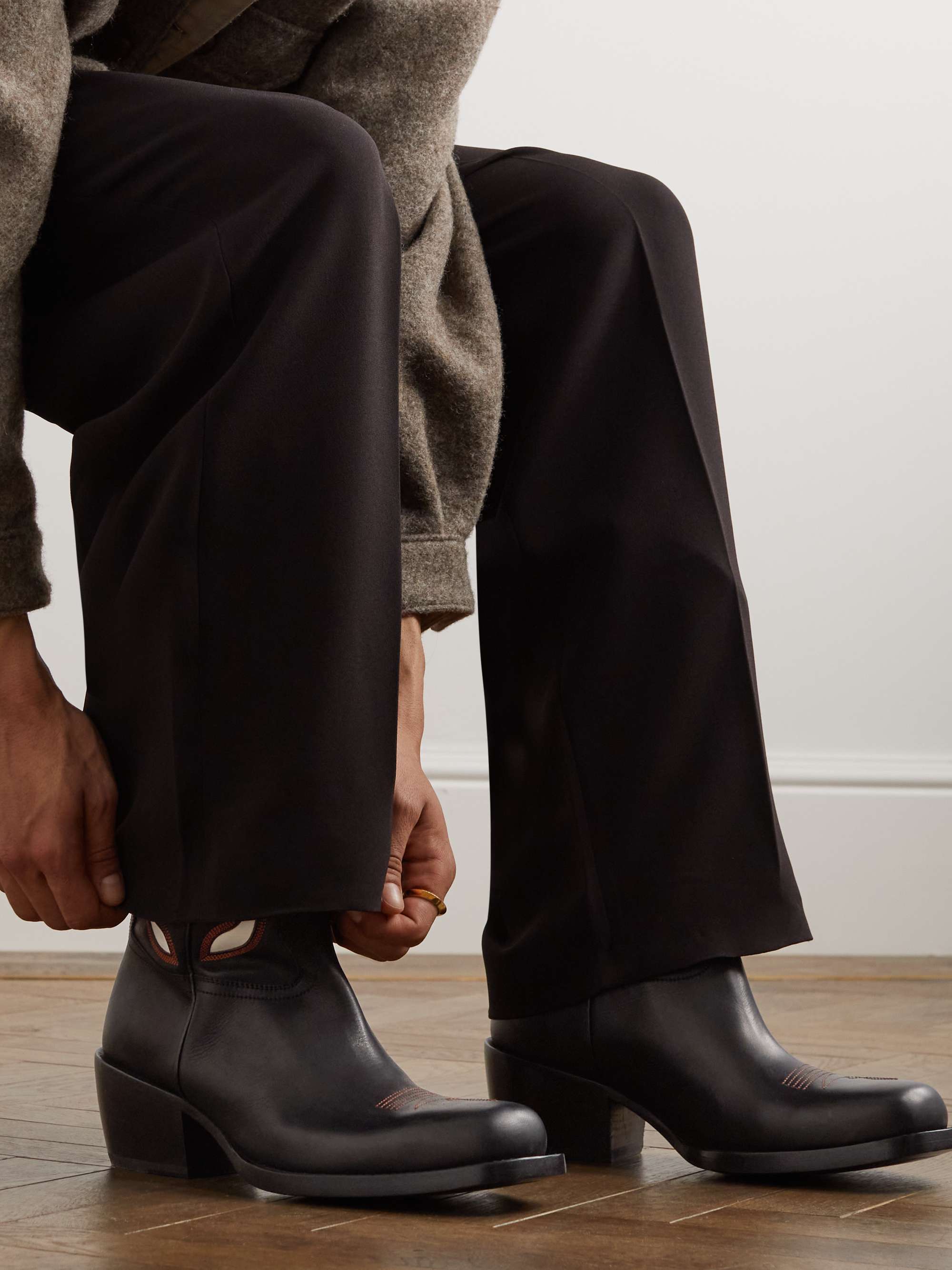 van boots men