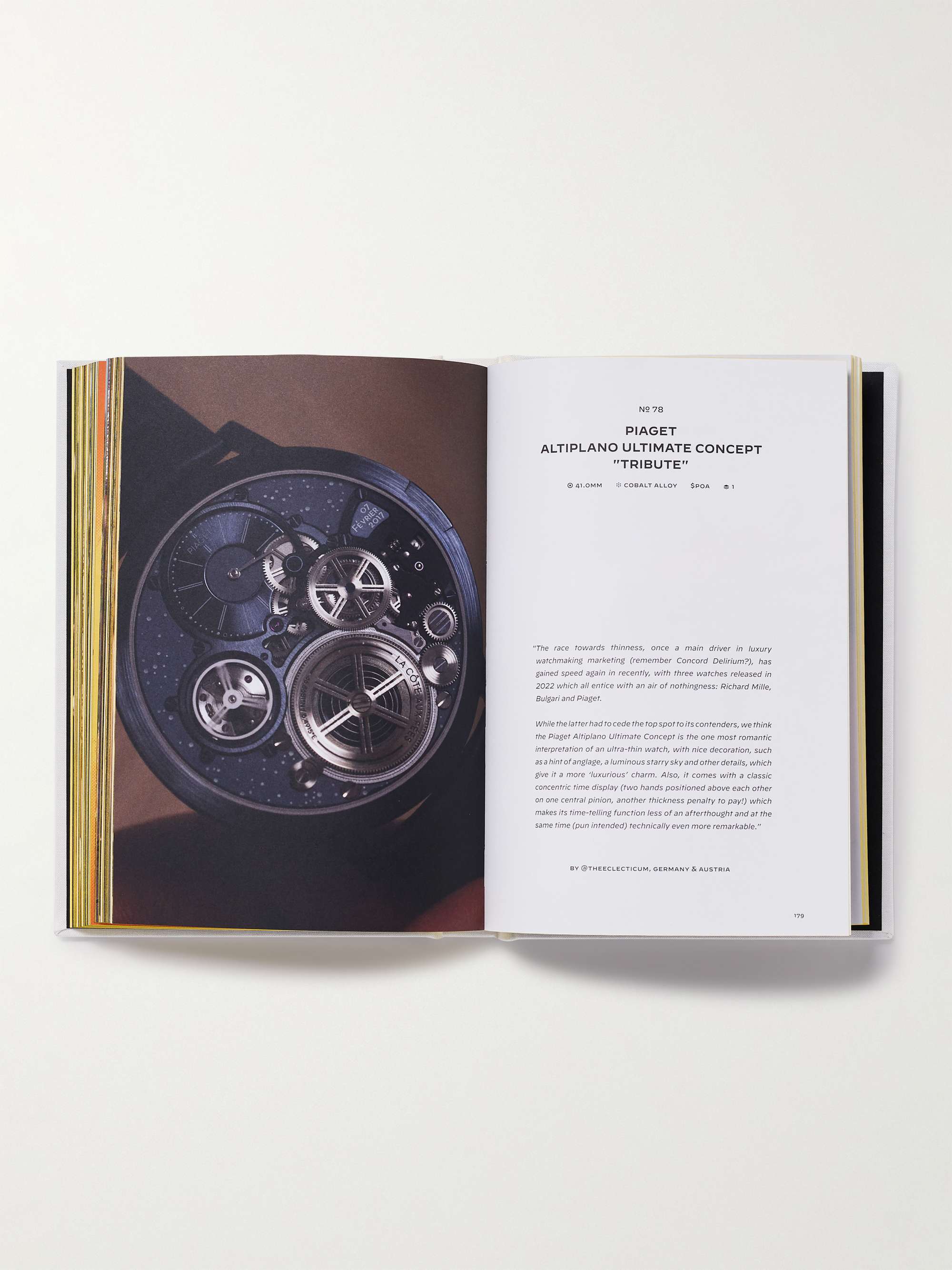 THE WATCH ANNUAL The Watch Annual 2022 Exclusive MR PORTER Edition Hardcover Book