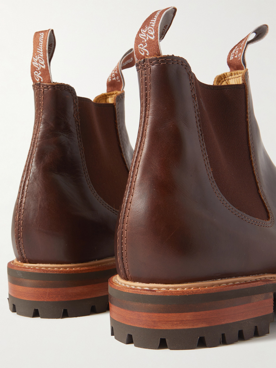 R.M.WILLIAMS GARDENER COMMANDO LEATHER CHELSEA BOOTS