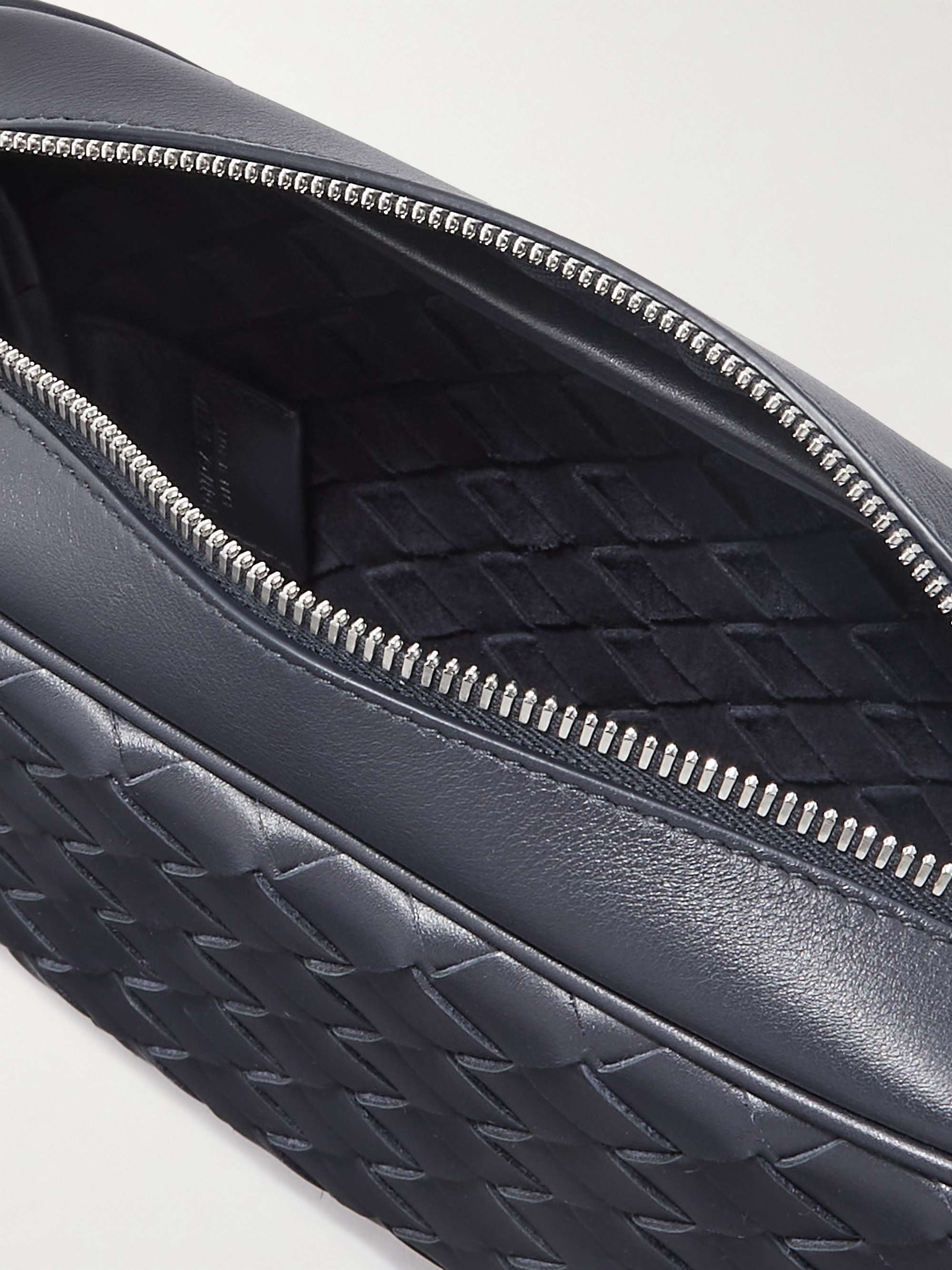 BOTTEGA VENETA Intrecciato Leather Messenger Bag for Men | MR PORTER