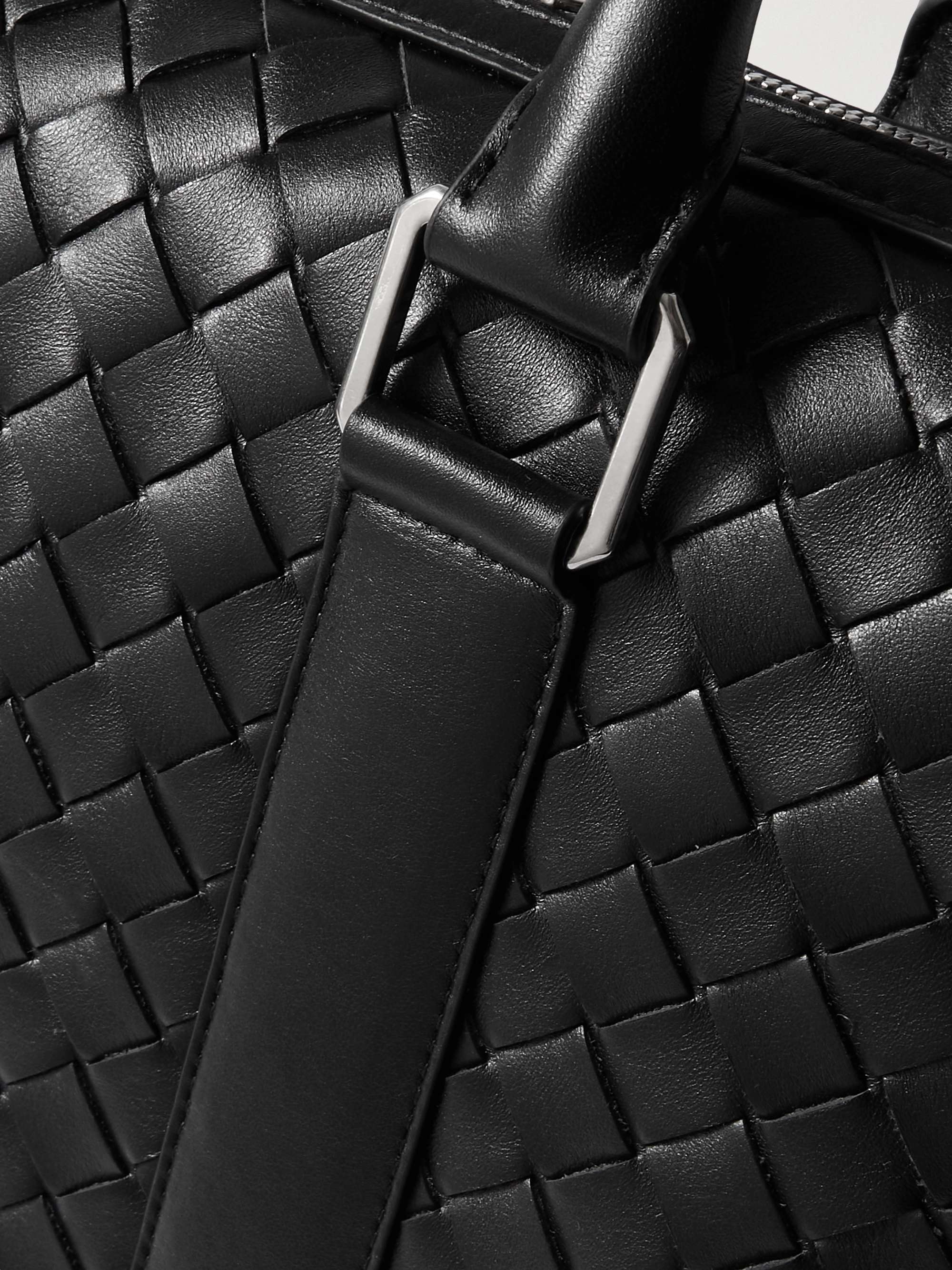BOTTEGA VENETA حقيبة عمل من الجلد بحبكة إنترشياتو
