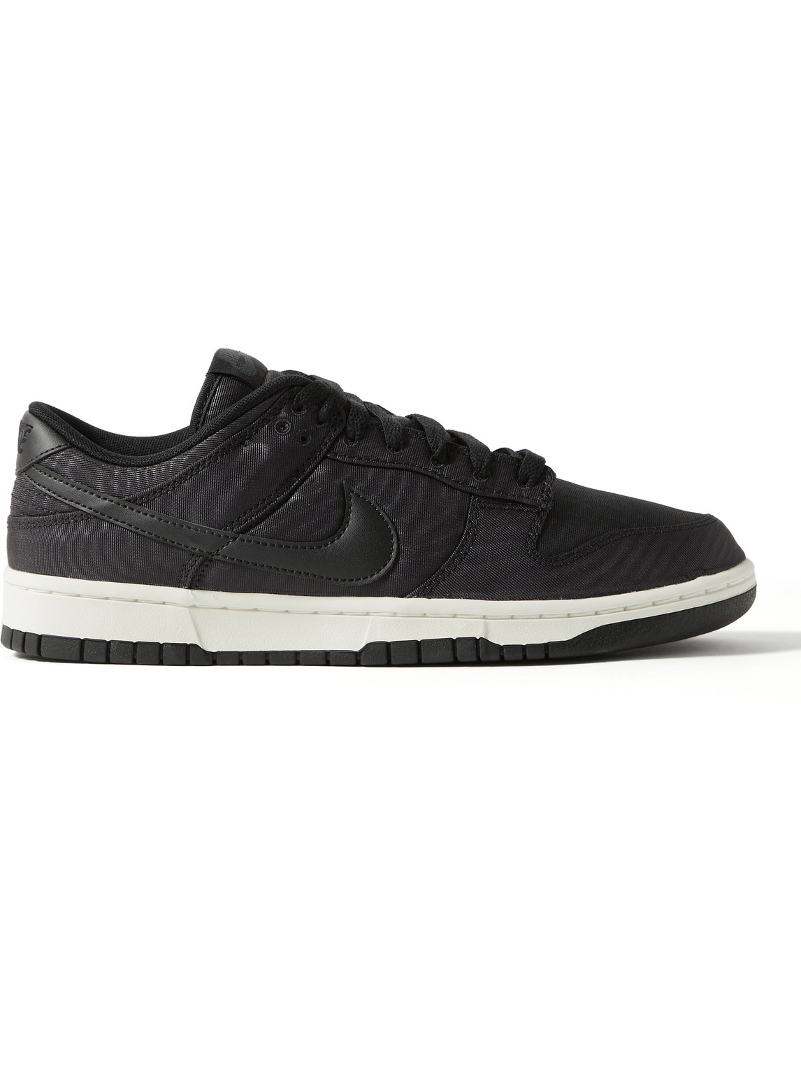 nike dunk low leather