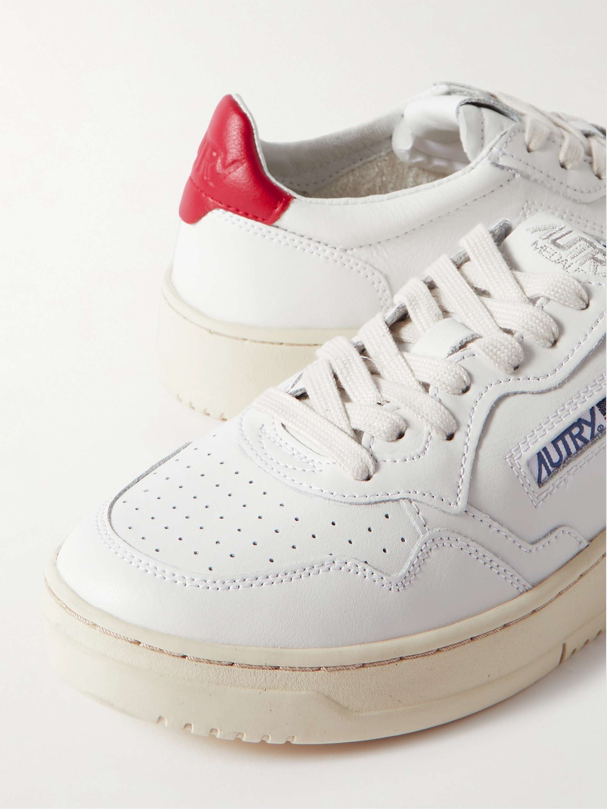 AUTRY Medalist Leather Sneakers