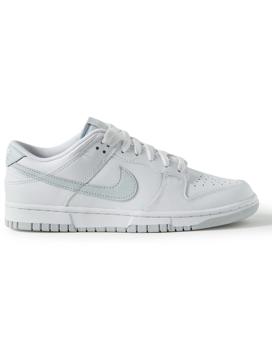 dunk low black white retro