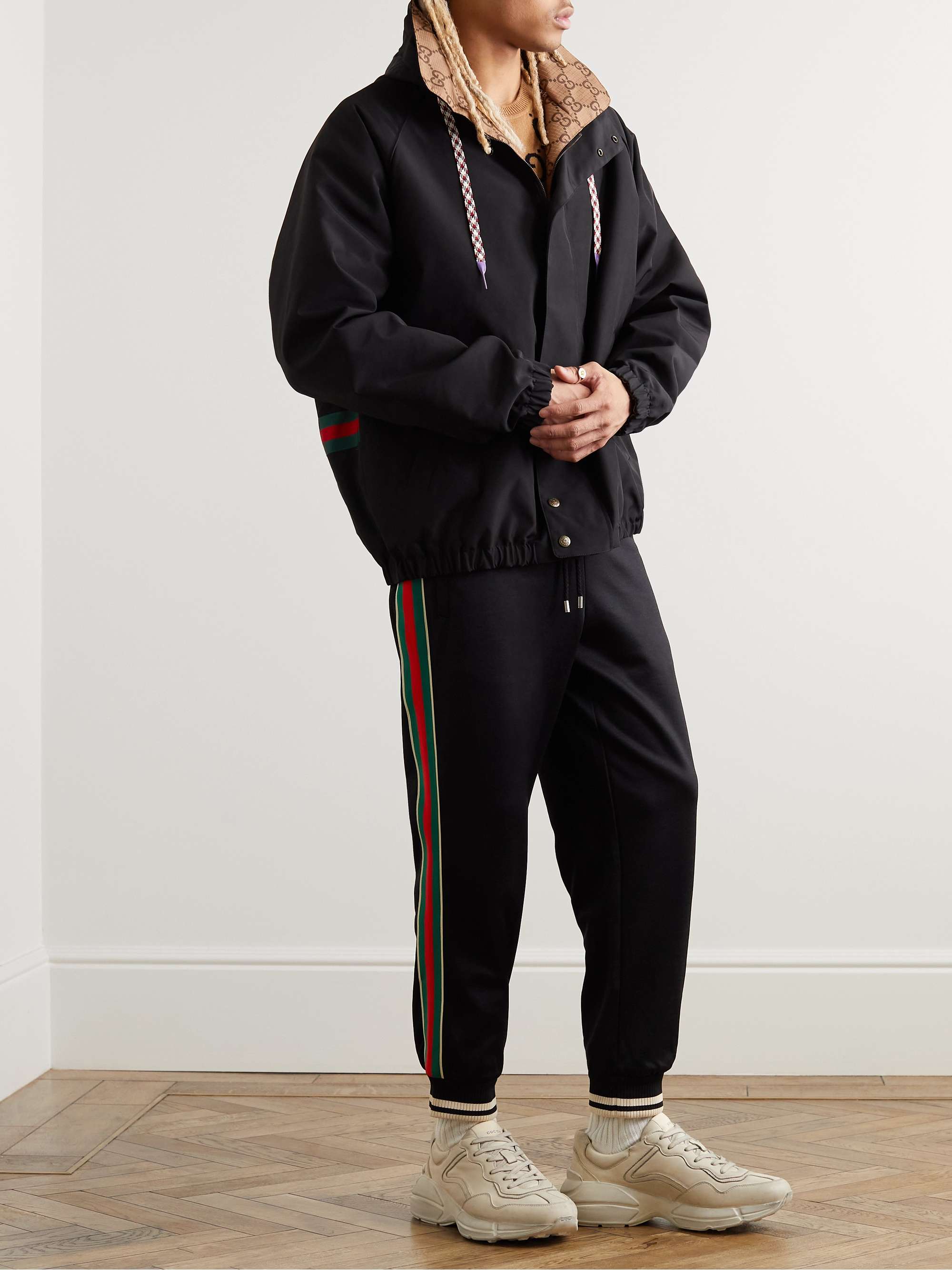 https://www.mrporter.com/variants/images/1647597301130828/ou/w2000_q60.jpg