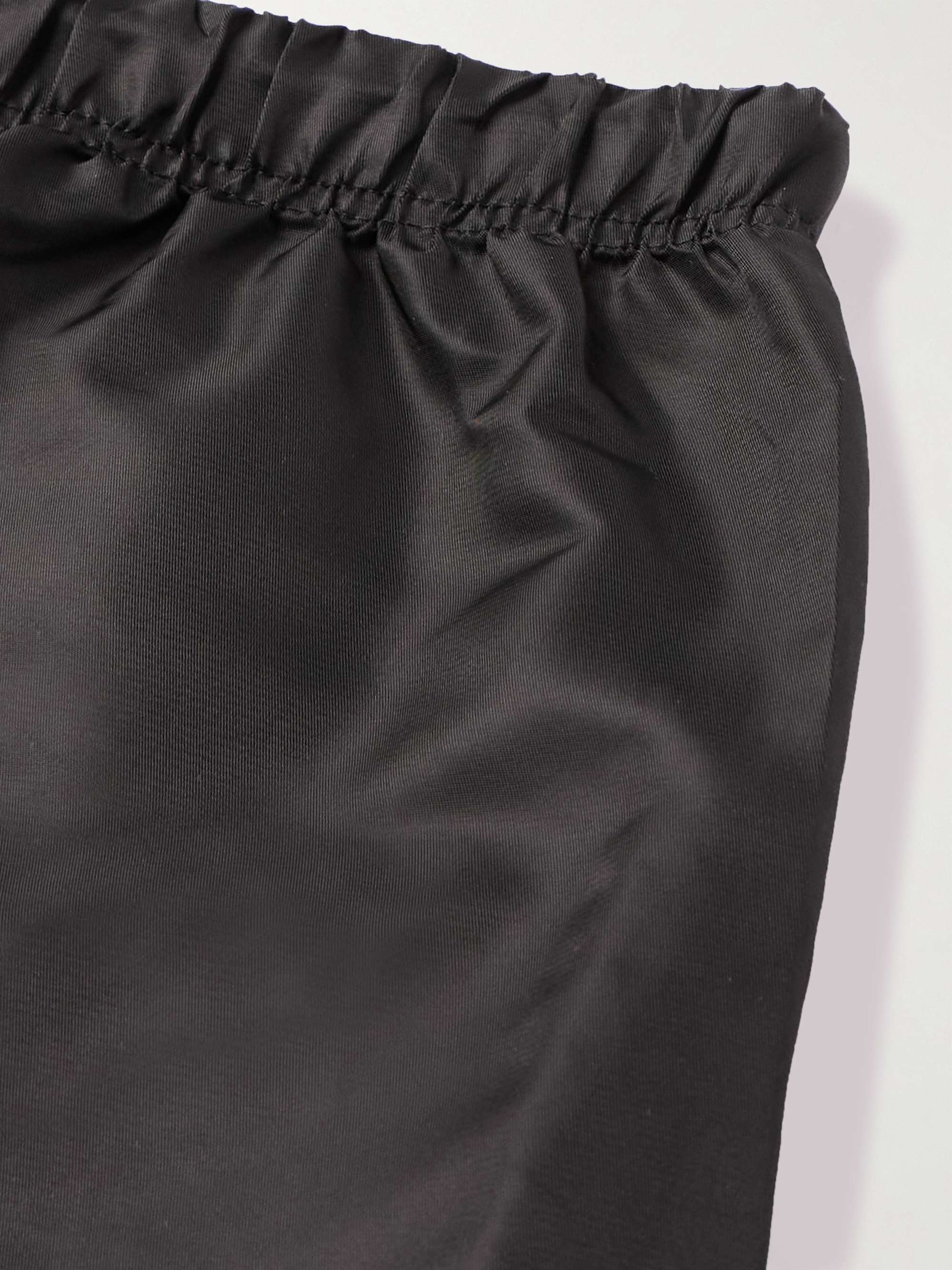 FEAR OF GOD ESSENTIALS 