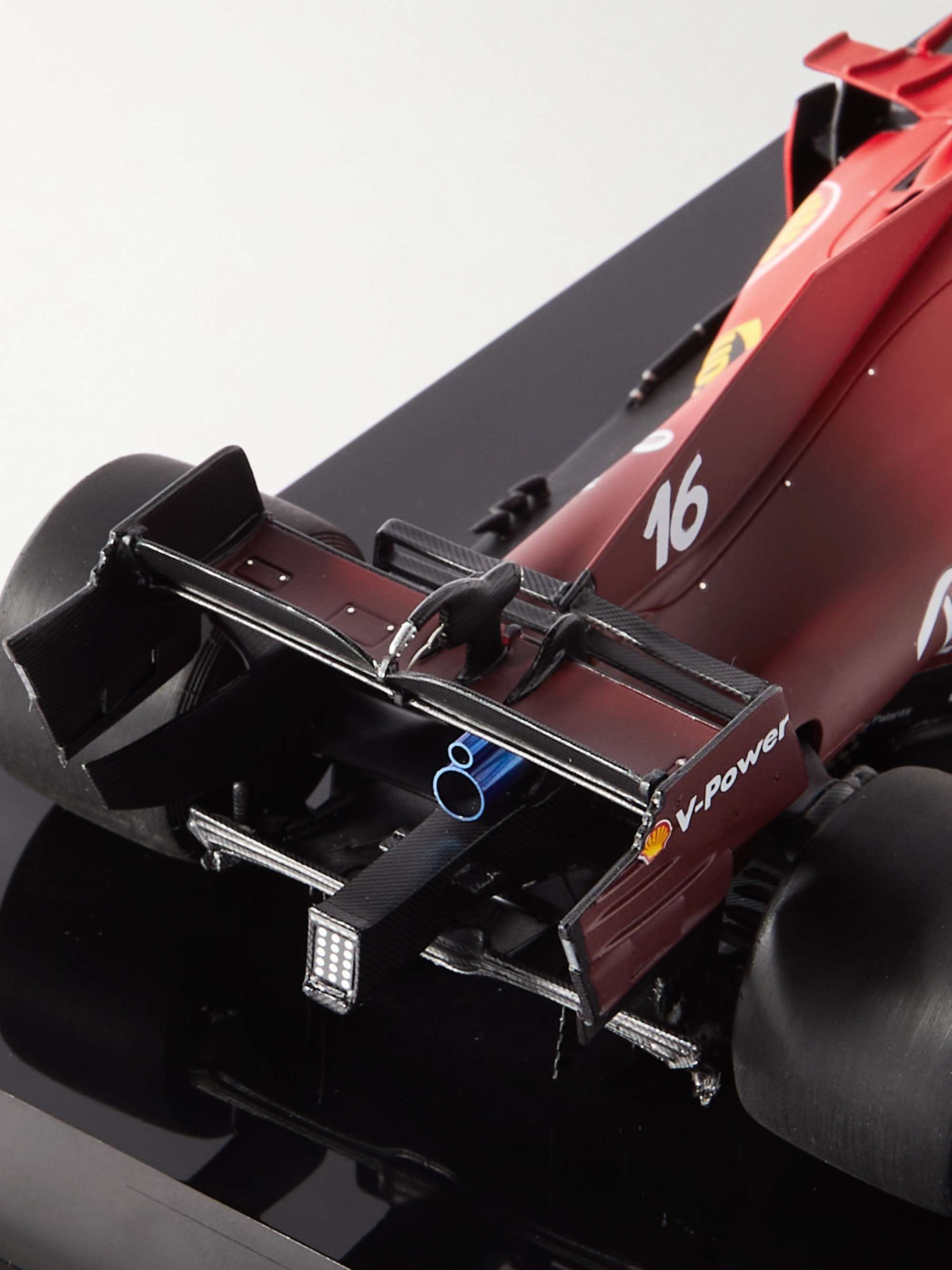 AMALGAM COLLECTION Ferrari SF21 Charles Leclerc (2021) 1:18 Model Car