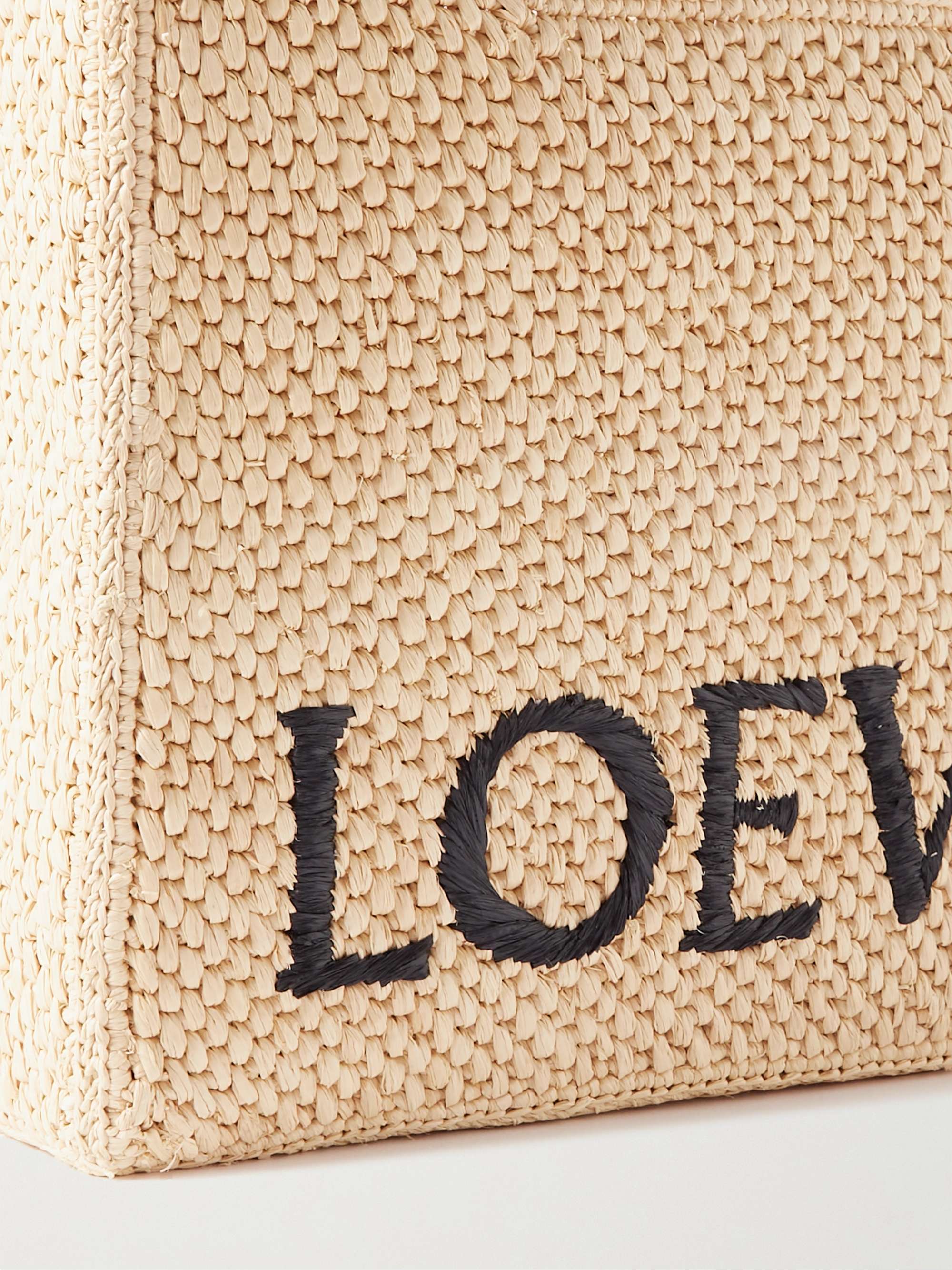 LOEWE + Paula's Ibiza Tote aus Raffiabast mit Logostickerei