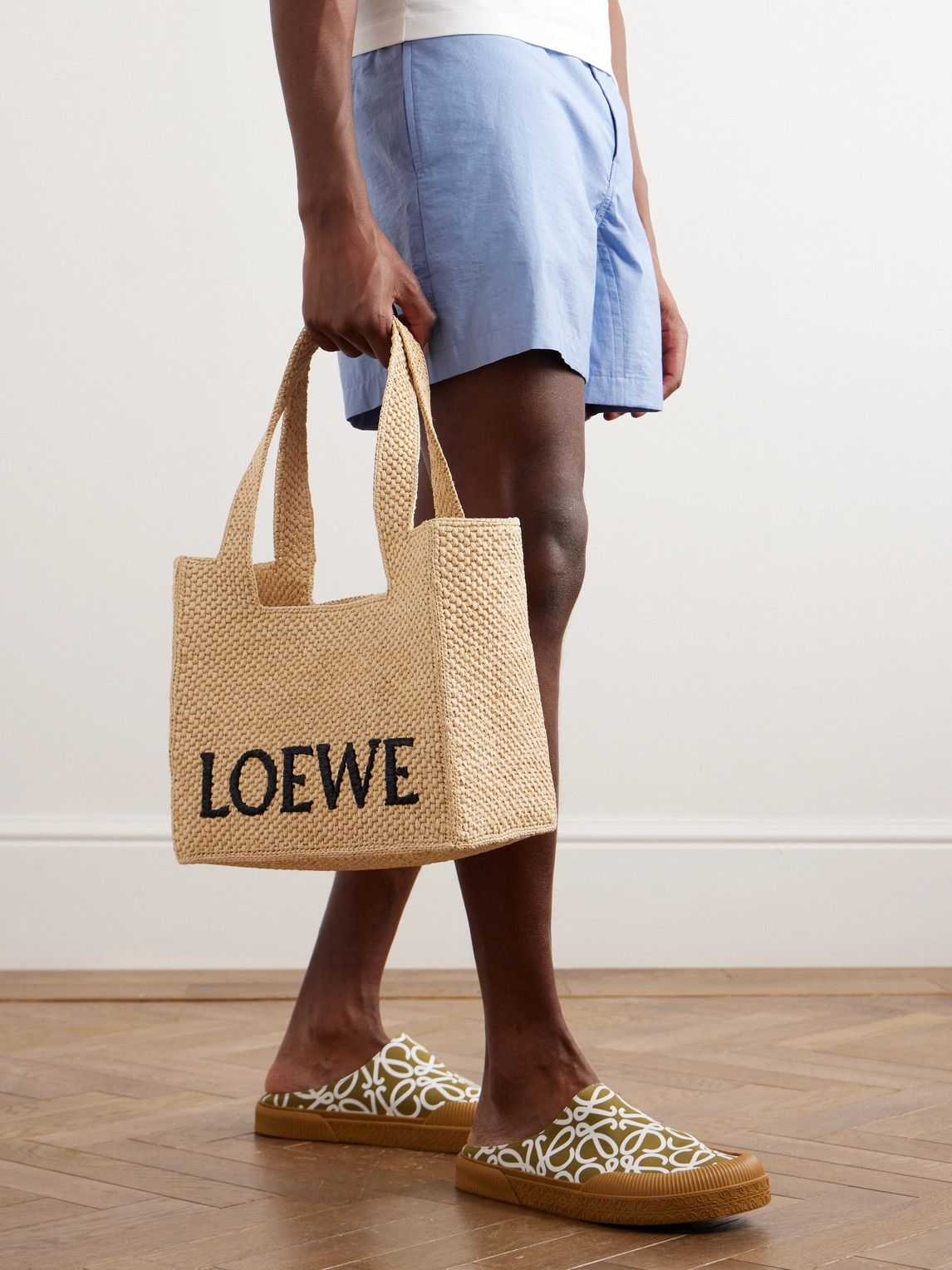 Shop Loewe Paula's Ibiza Logo-embroidered Raffia Tote Bag In Neutrals
