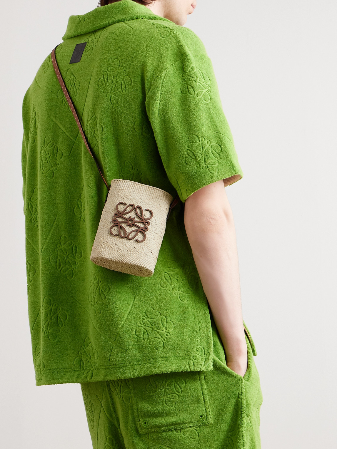 Loewe Paula's Ibiza Leather-trimmed Raffia Bucket Bag In Neutrals