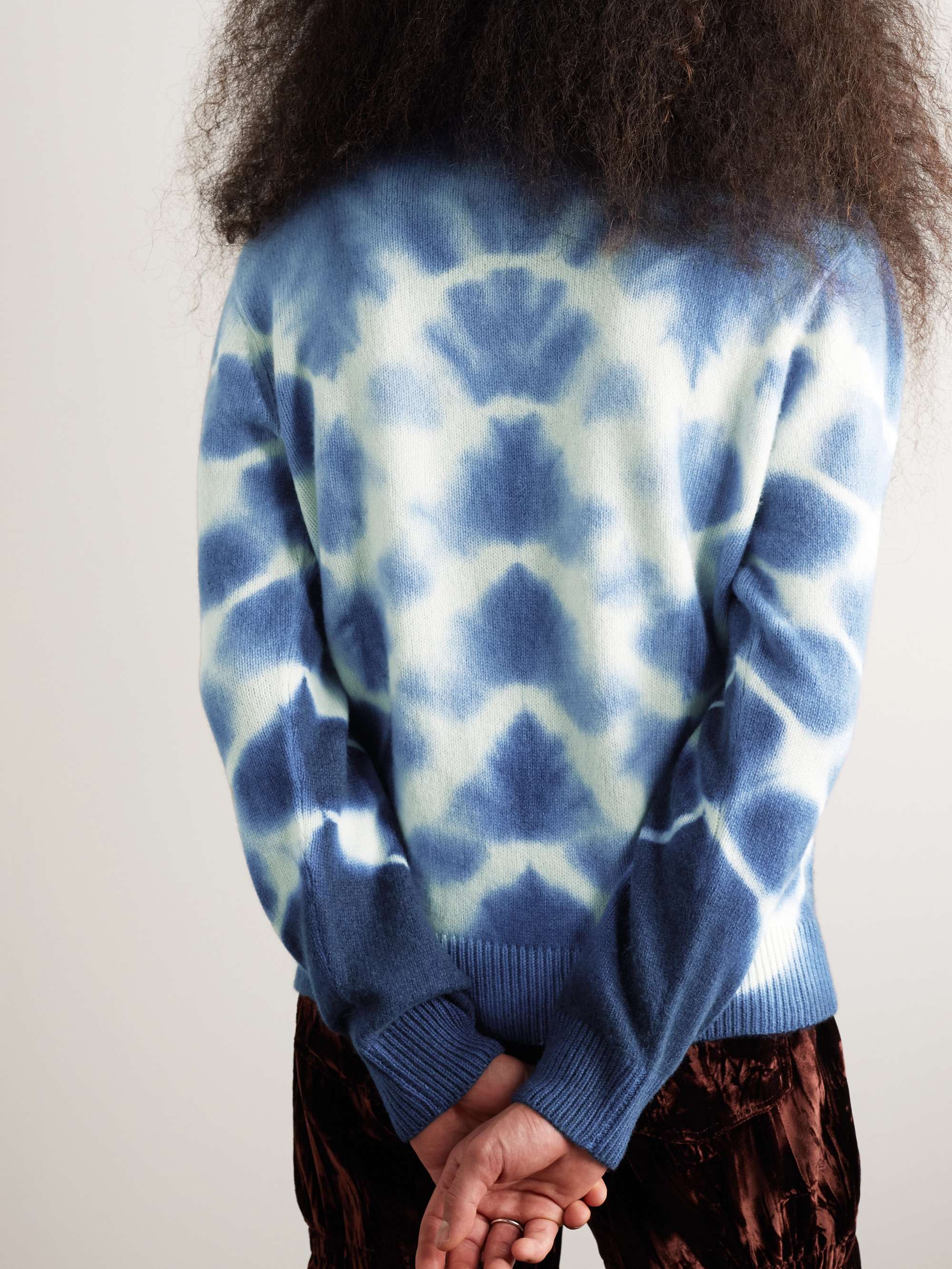 THE ELDER STATESMAN Wavey Tie-Dyed Cashmere Sweater