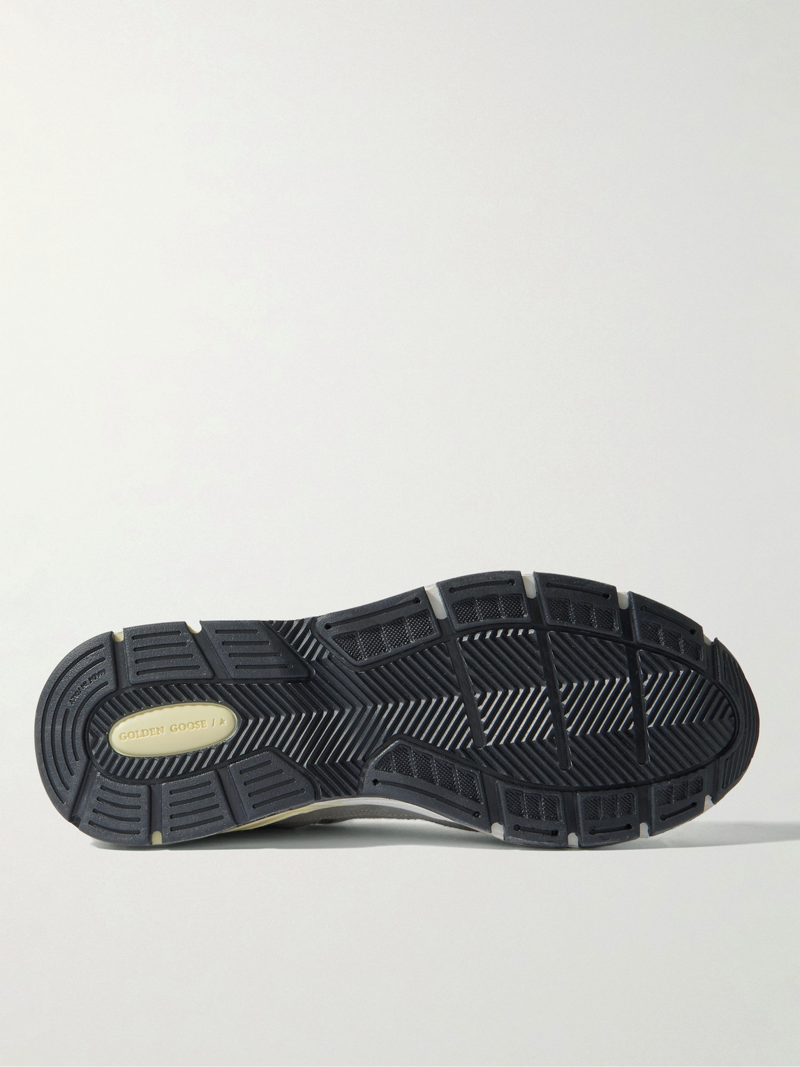 Golden Goose Dad-star Running Trainers In Gray