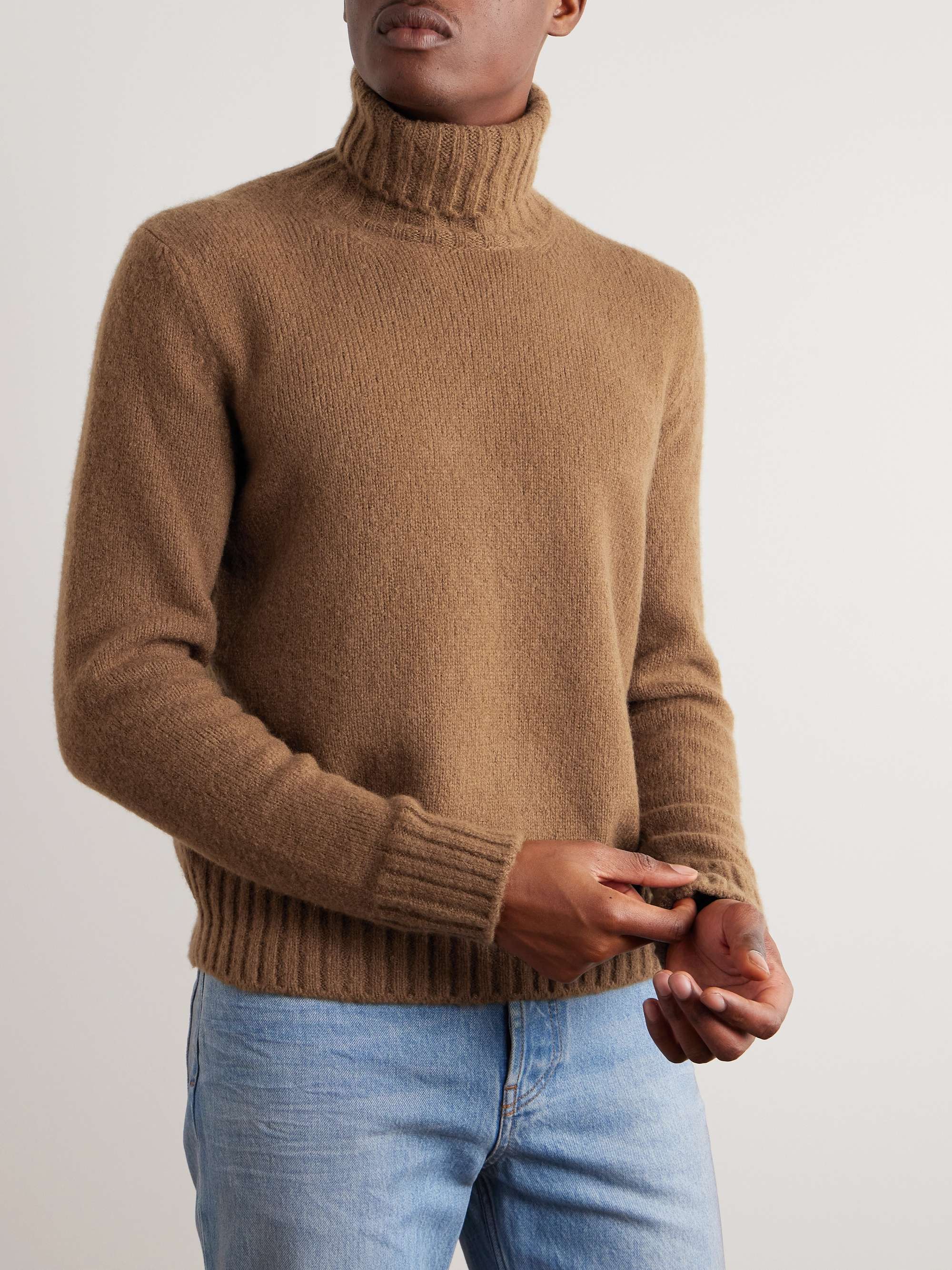 TOM FORD 