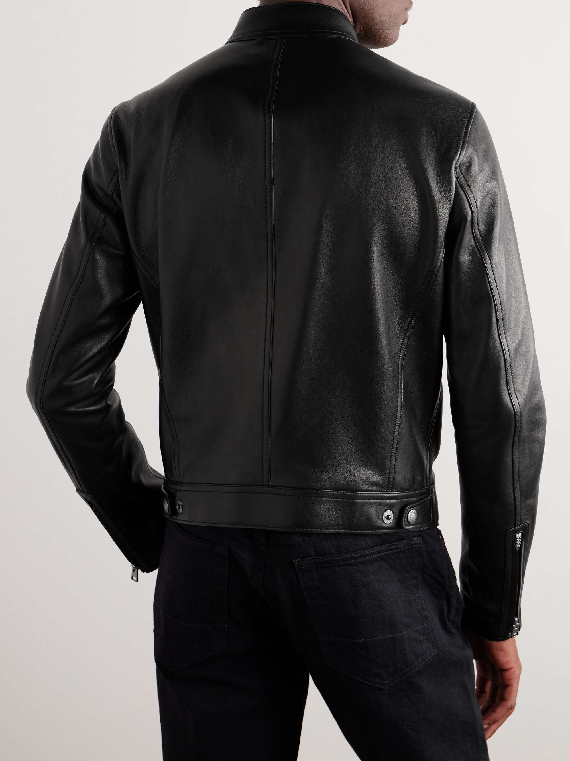 TOM FORD 