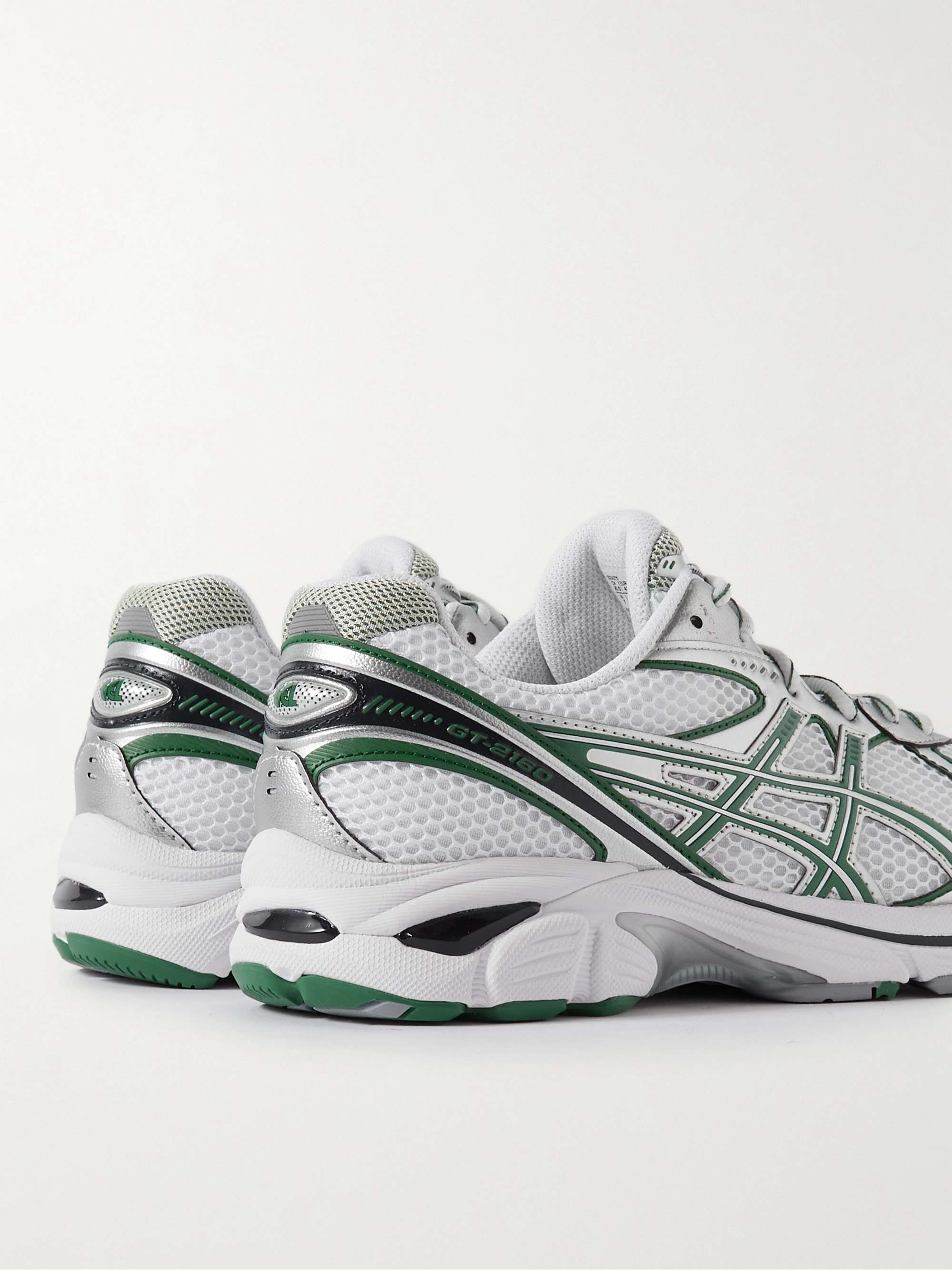 ASICS 