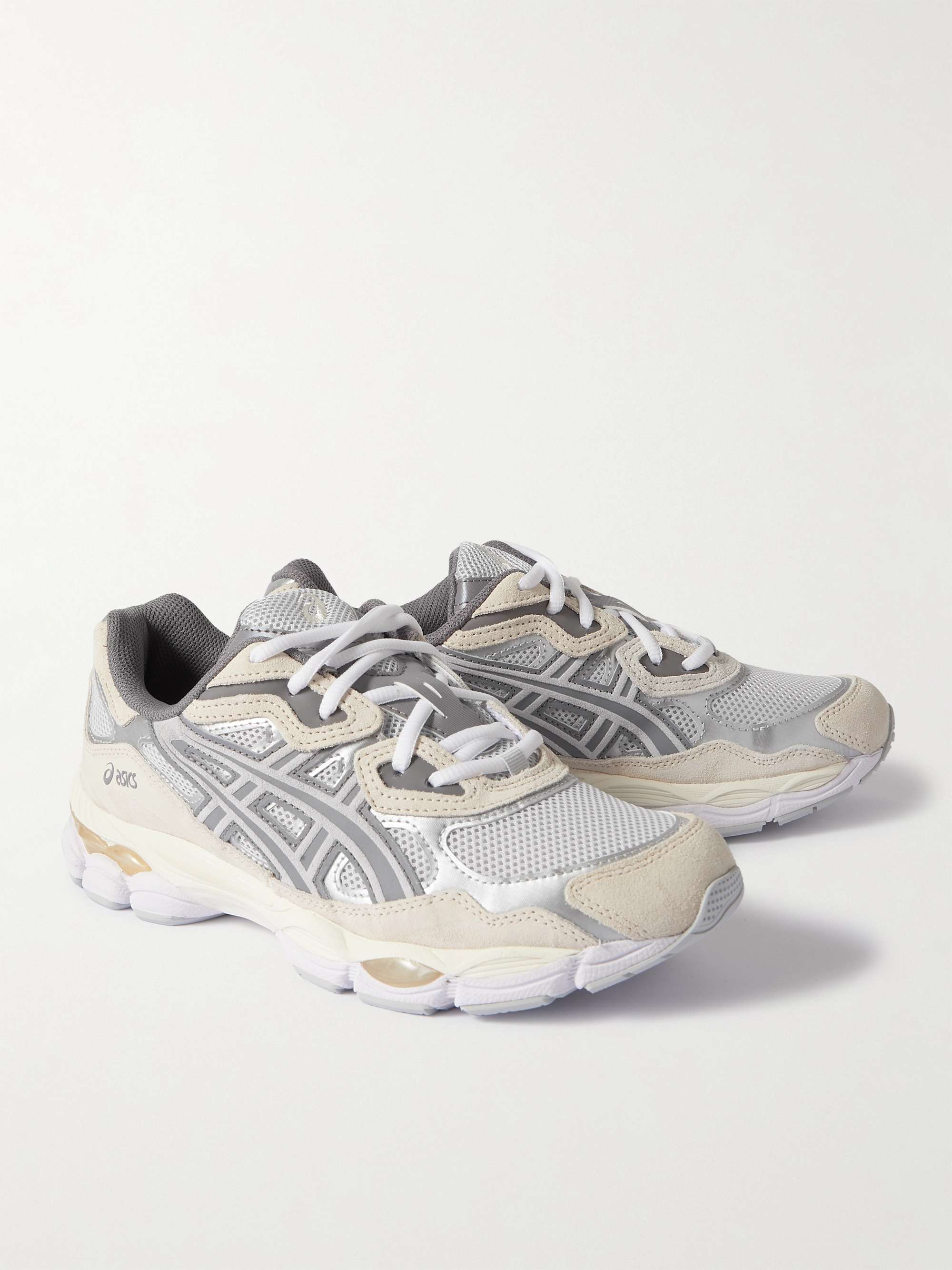 ASICS 
