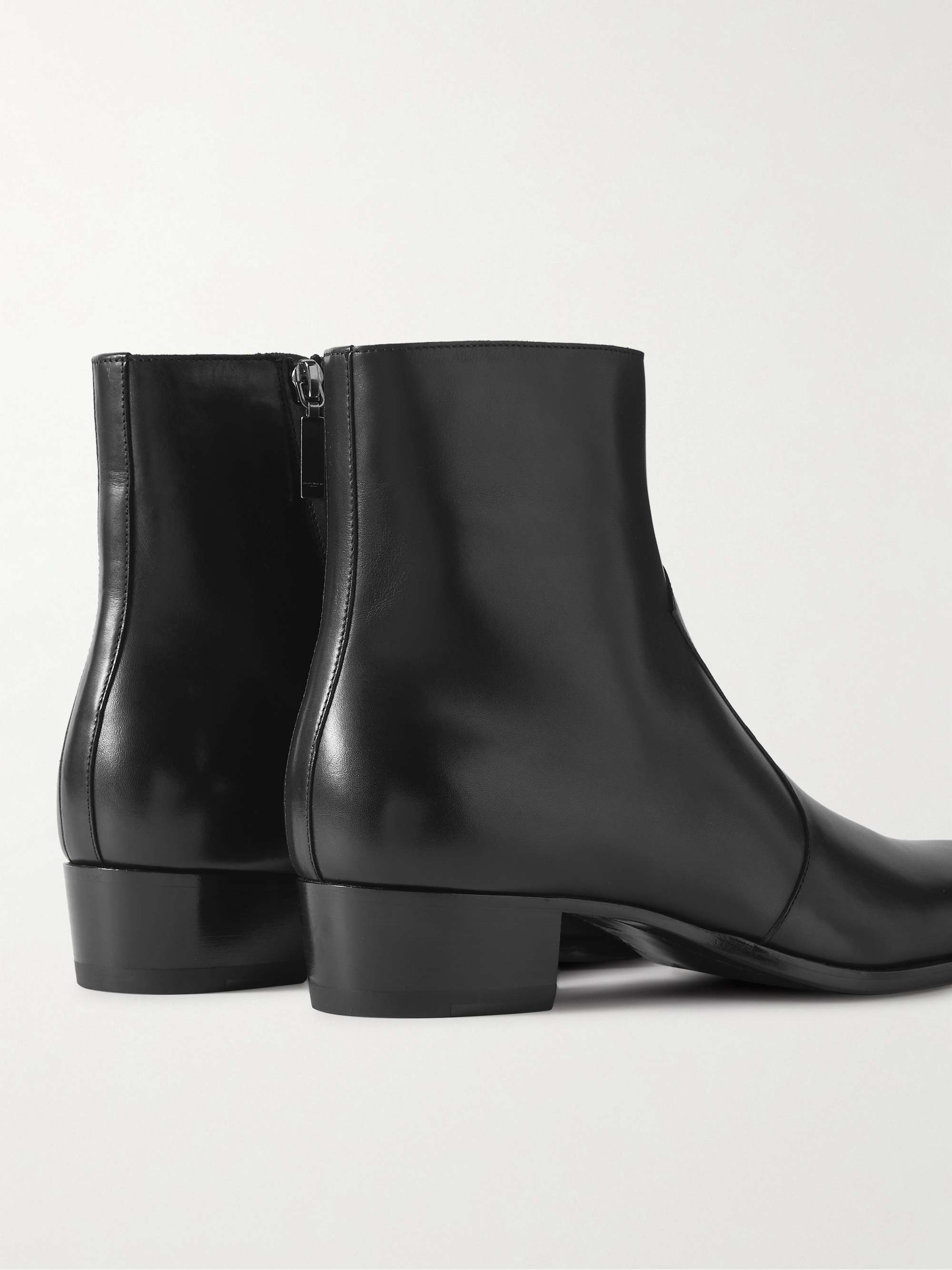 SAINT LAURENT Wyatt Leather Chelsea Boots