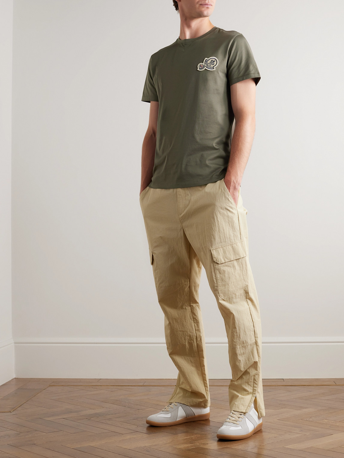 Moncler T-shirt Uni En Coton In Green