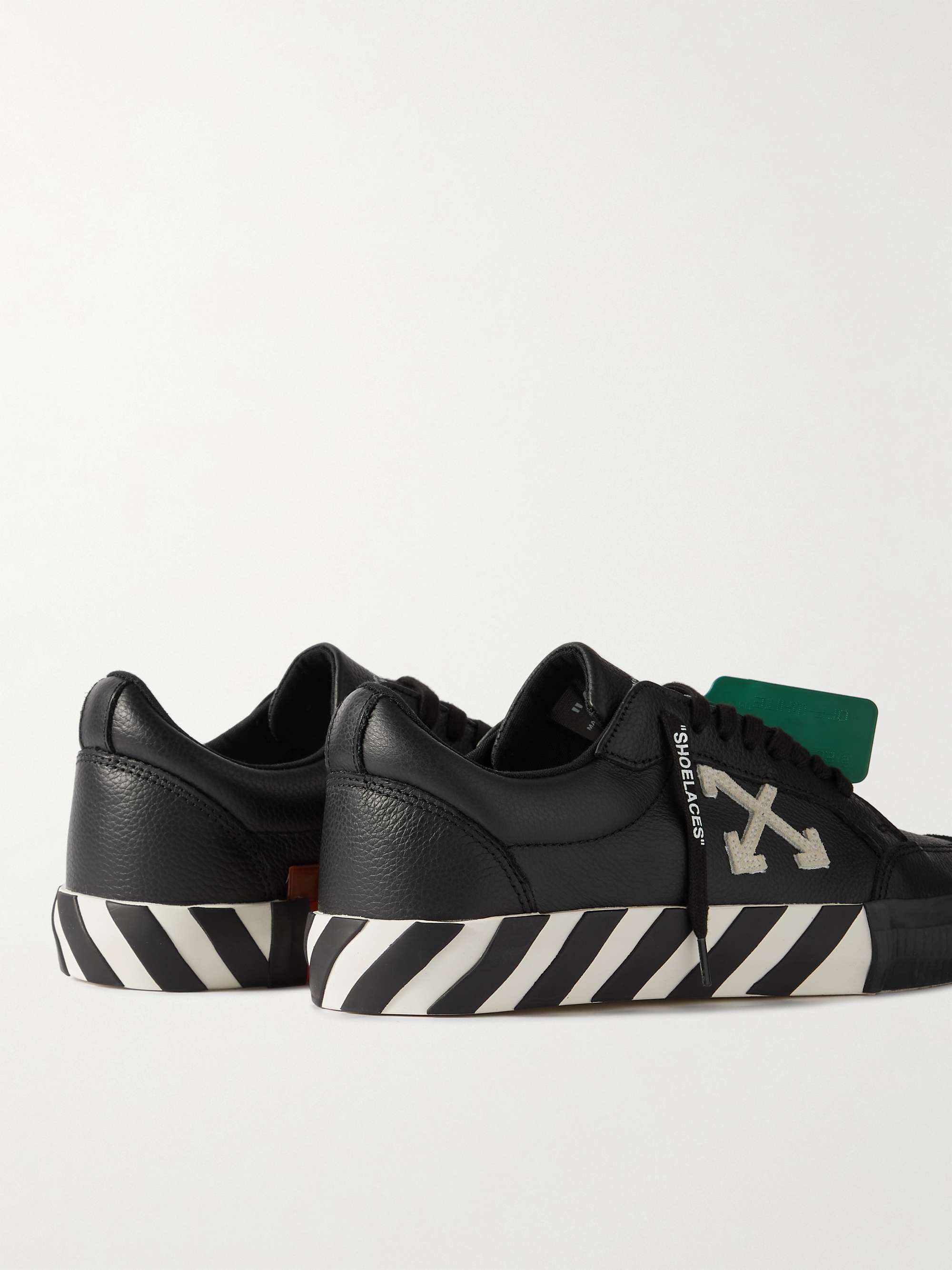 OFF-WHITE 