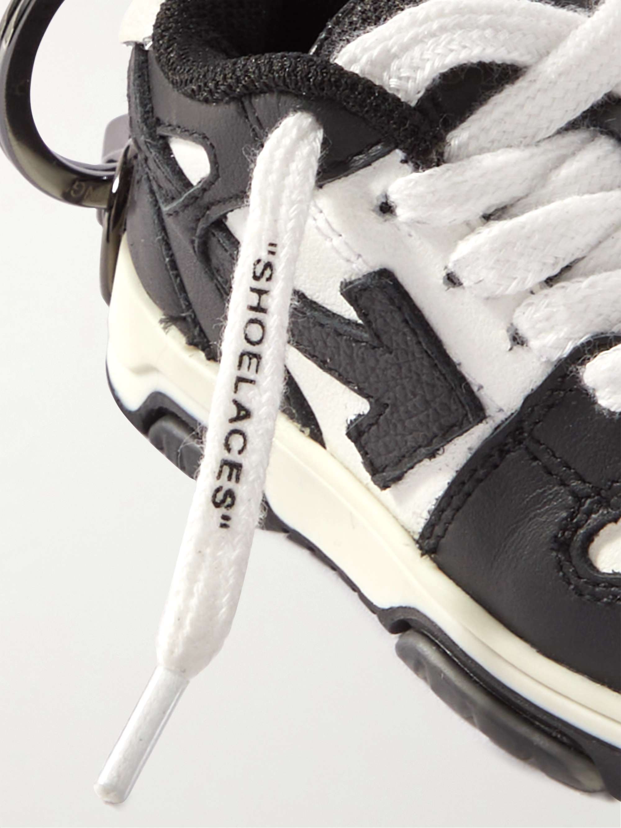 OFF-WHITE OOO Leather Keyring