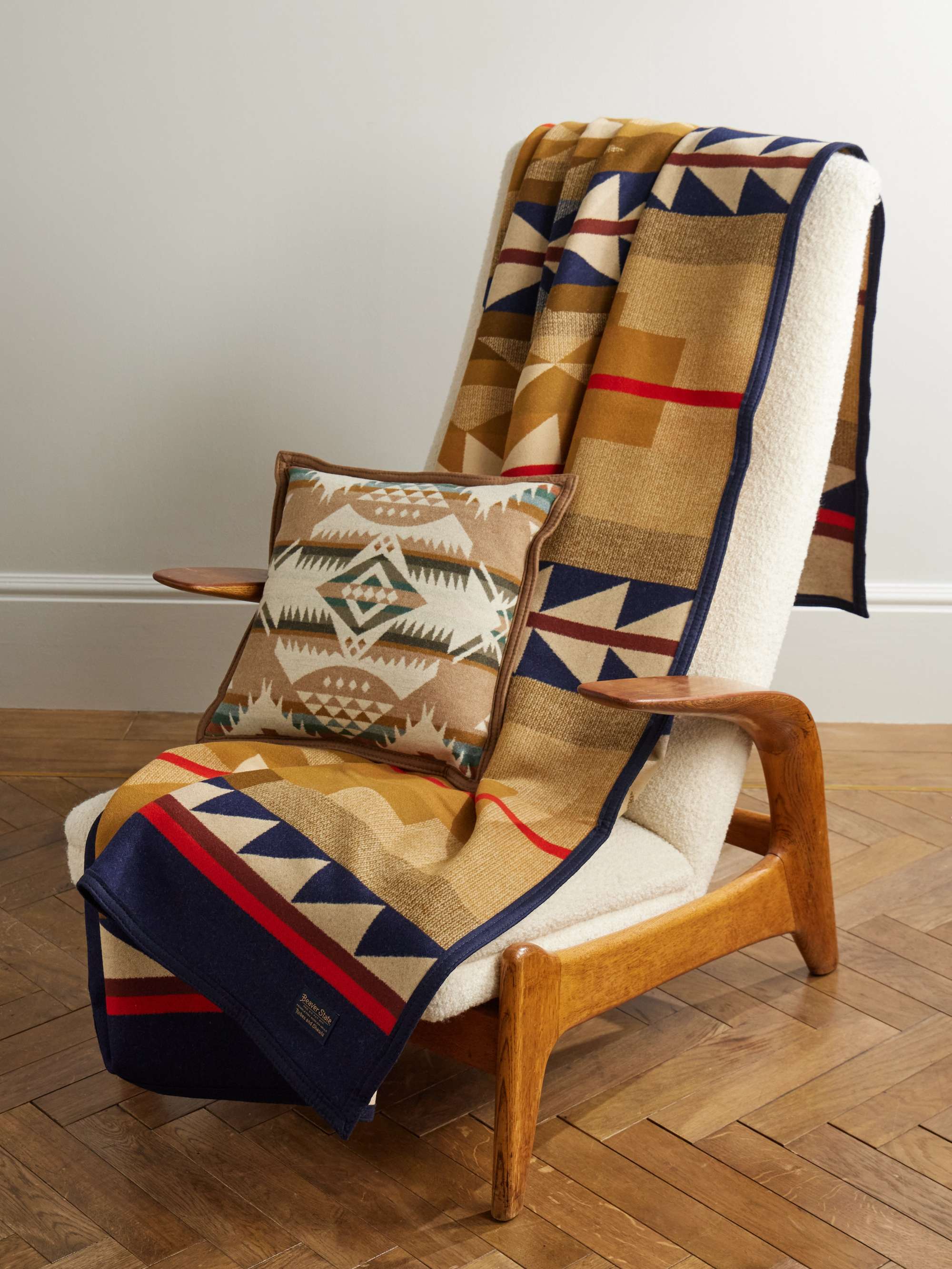 PENDLETON Jacquard-Knit Wool-Blend Blanket