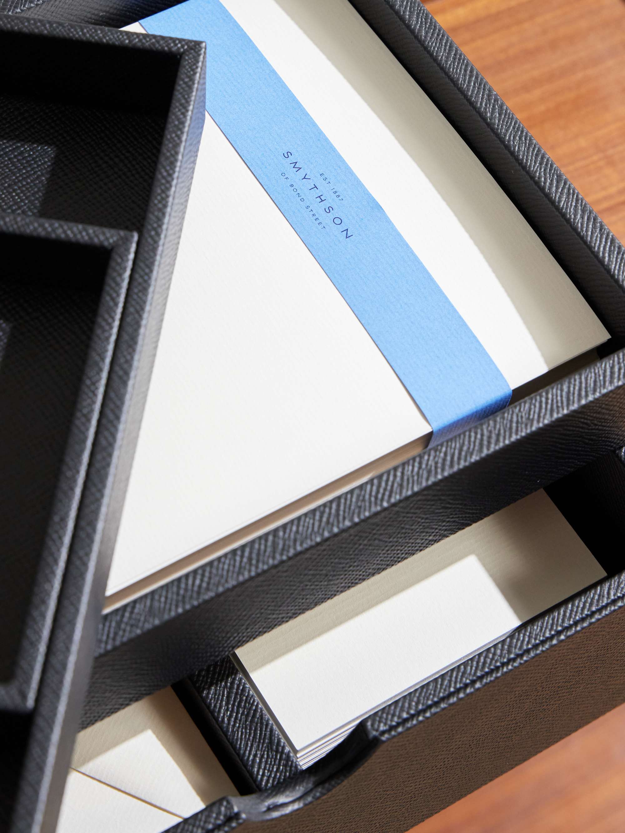SMYTHSON 