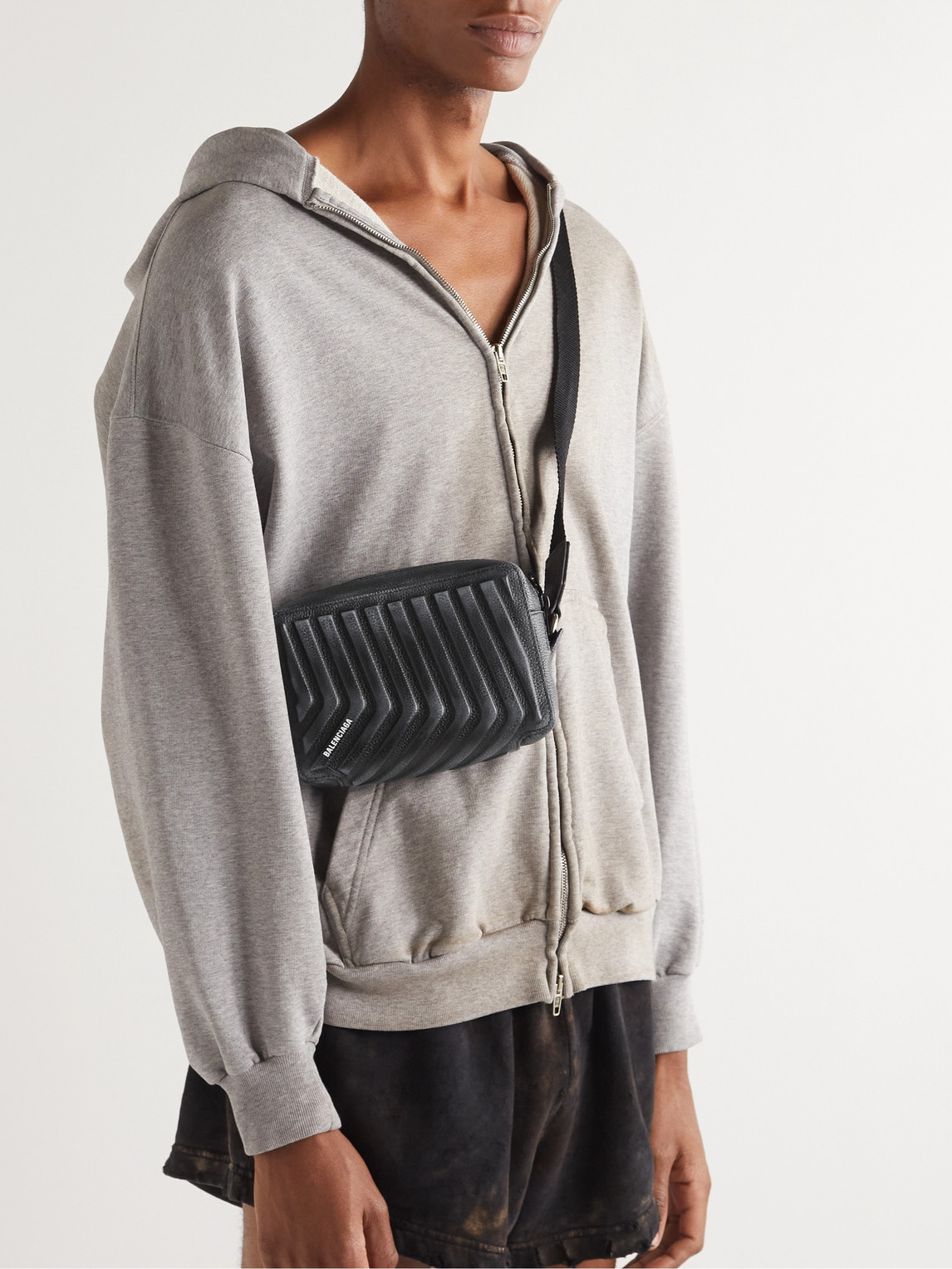 アクセサリーその他 Balenciaga High-Tech accessories BALENCIAGA METALLIC BAG CHARM HOURGLASS EARRINGS - CRTBLNCHSHP
