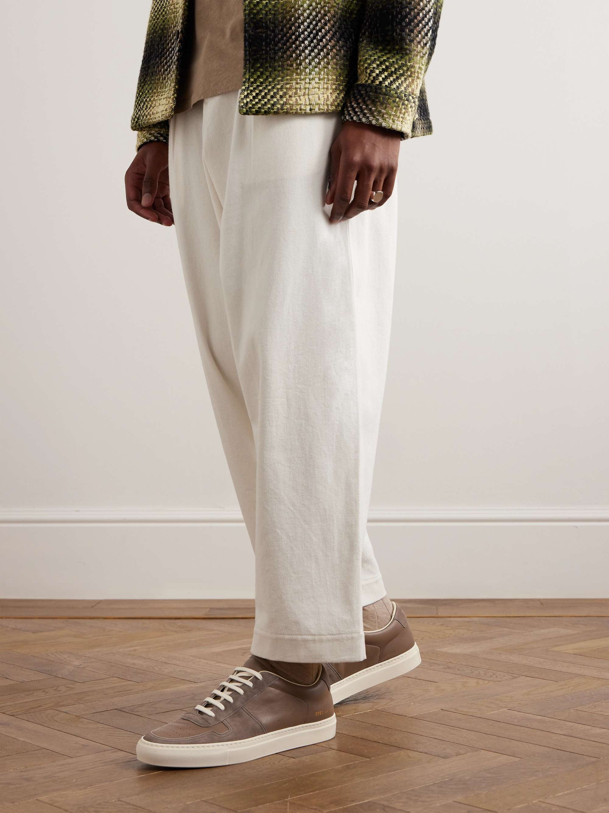 COMMON PROJECTS 